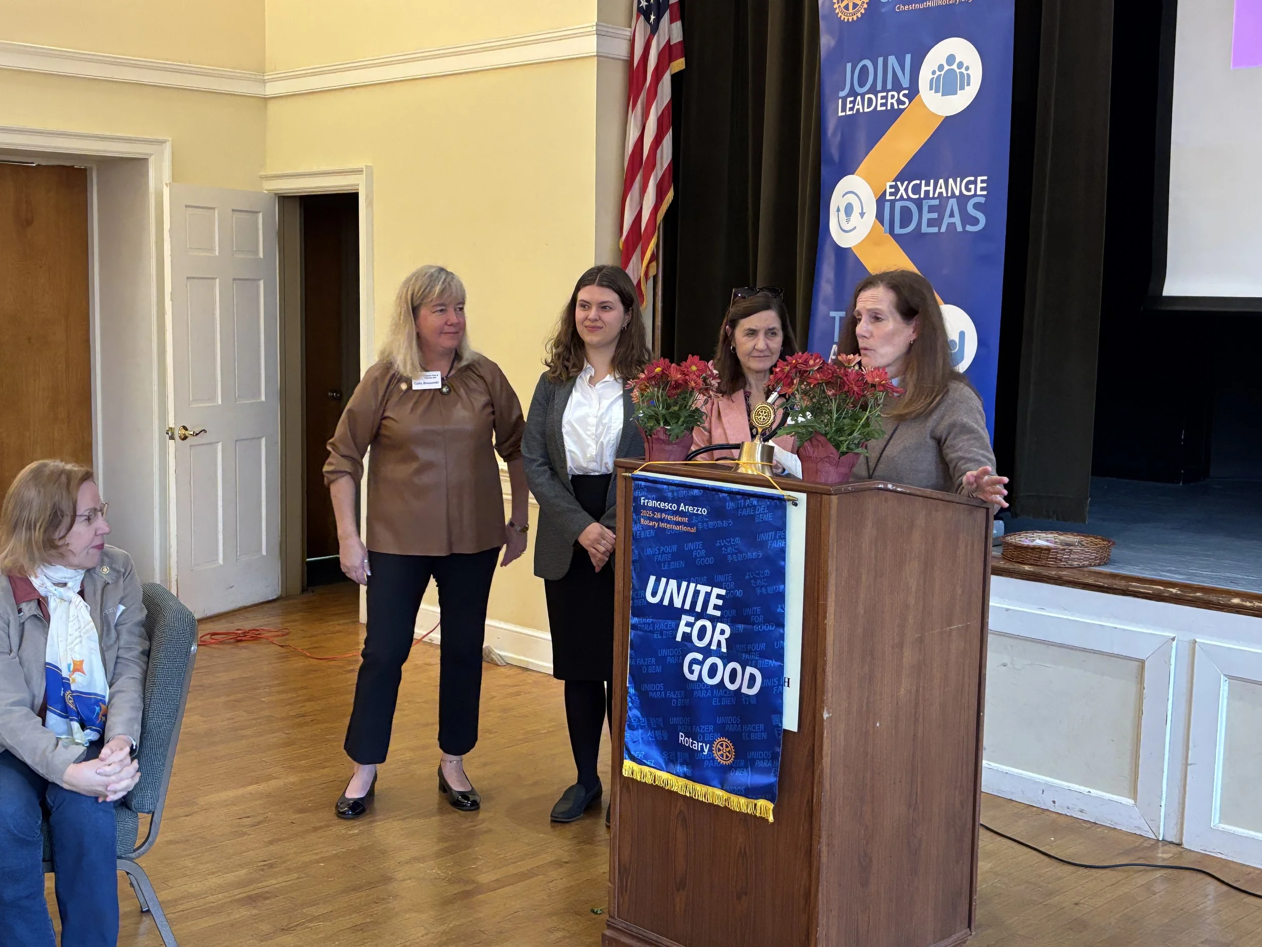 Face to Face Germantown receives a check of $1,000