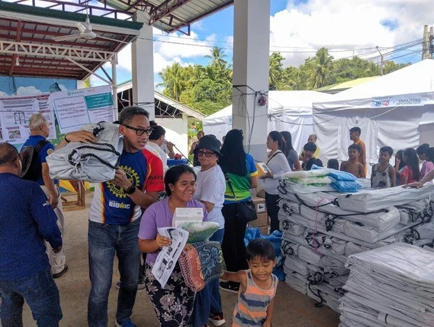 Earthquakes, typhoons, Philippines  