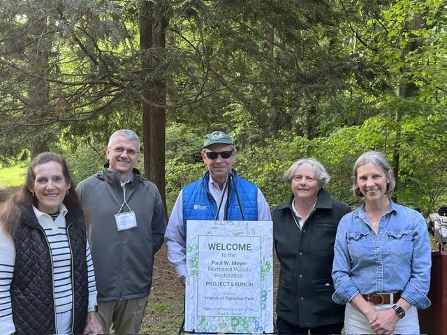  Maggie Stoeffel, Rotary member; Fabrizio Franco, Friends Treasurer; David Stoeffel, Rotary member; Tracy Gardner, Friends President, and Courtney Disston, Rotary member. 