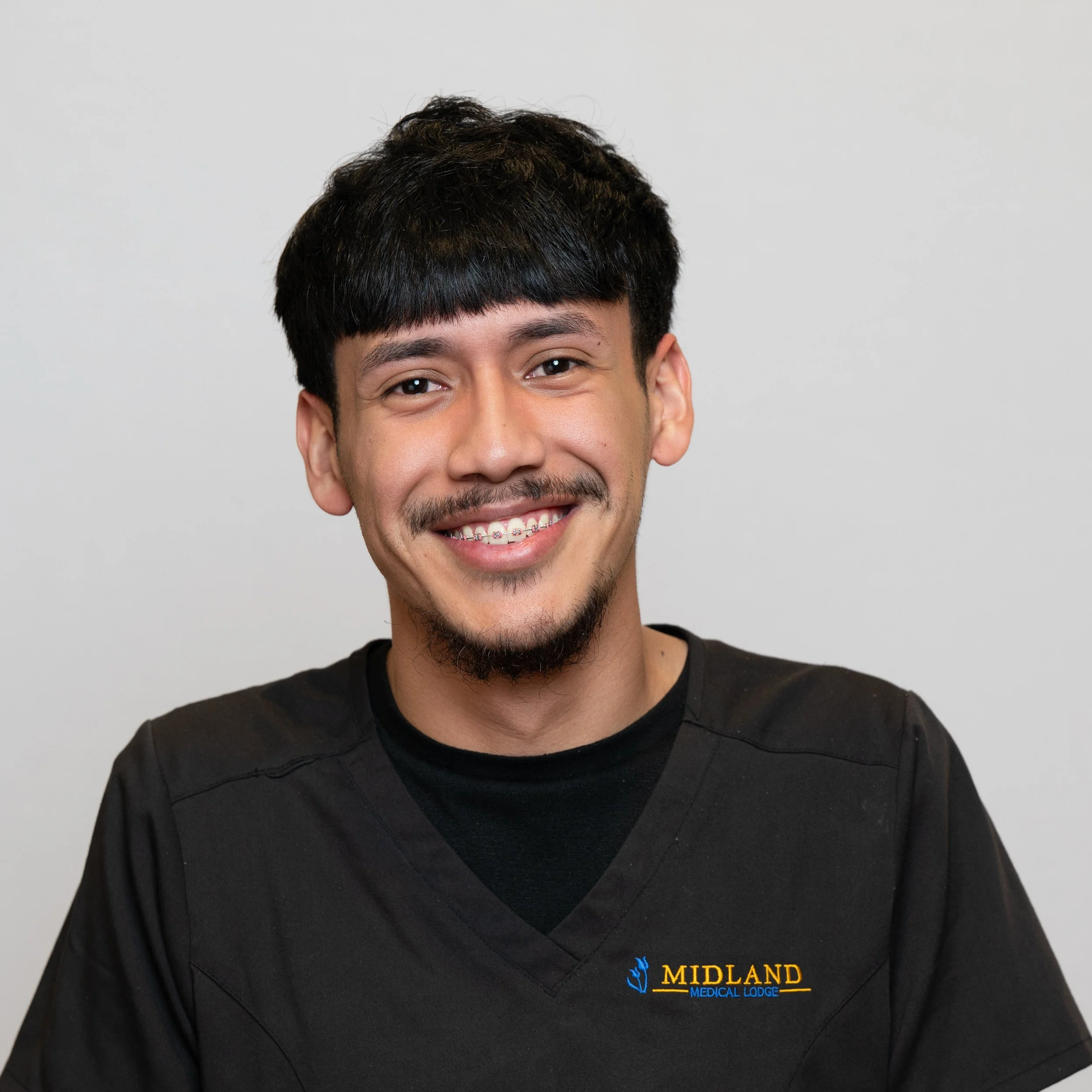 Ismael Hernandez Headshot