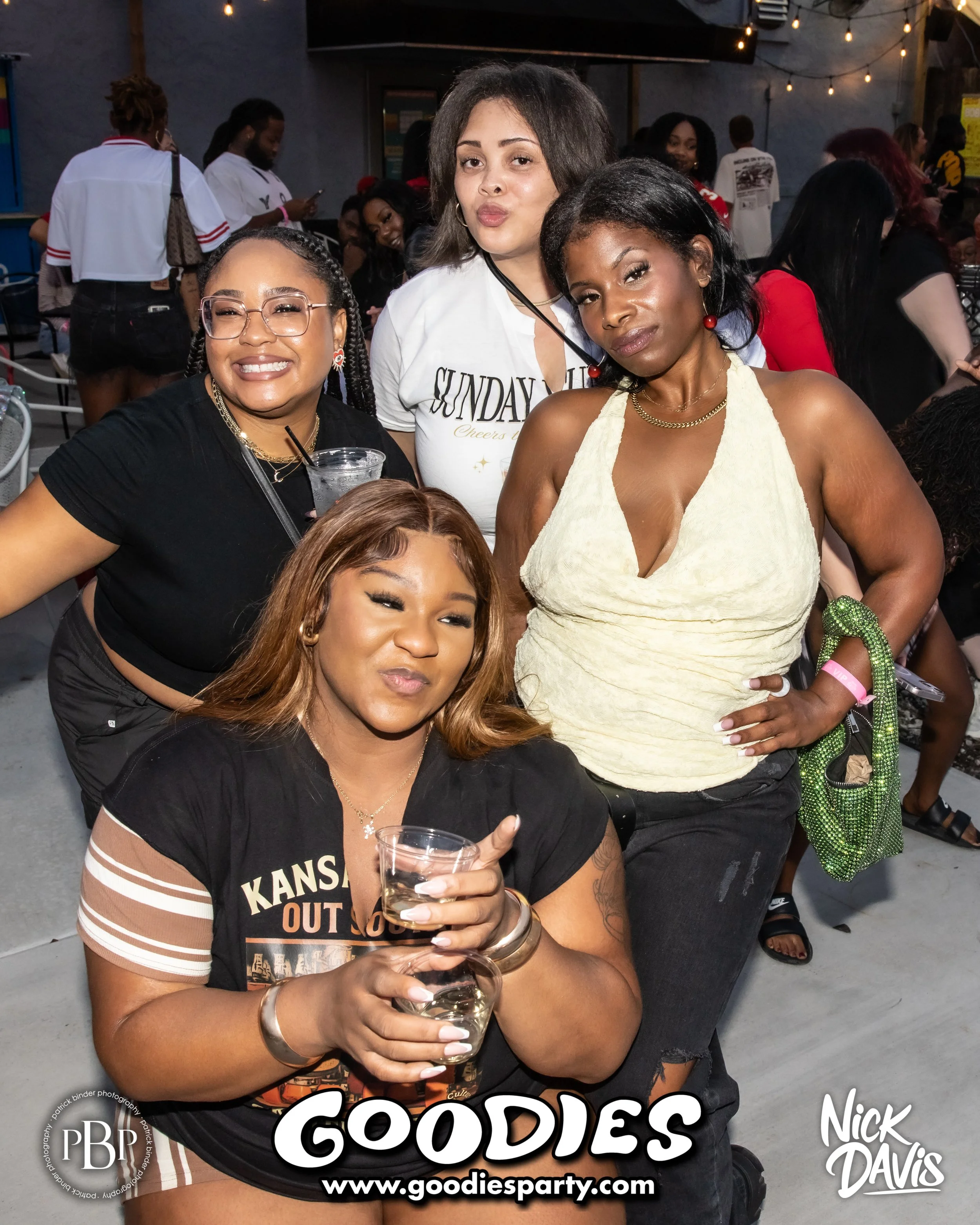 260927-Goodies-Bobby V-3137.jpg
