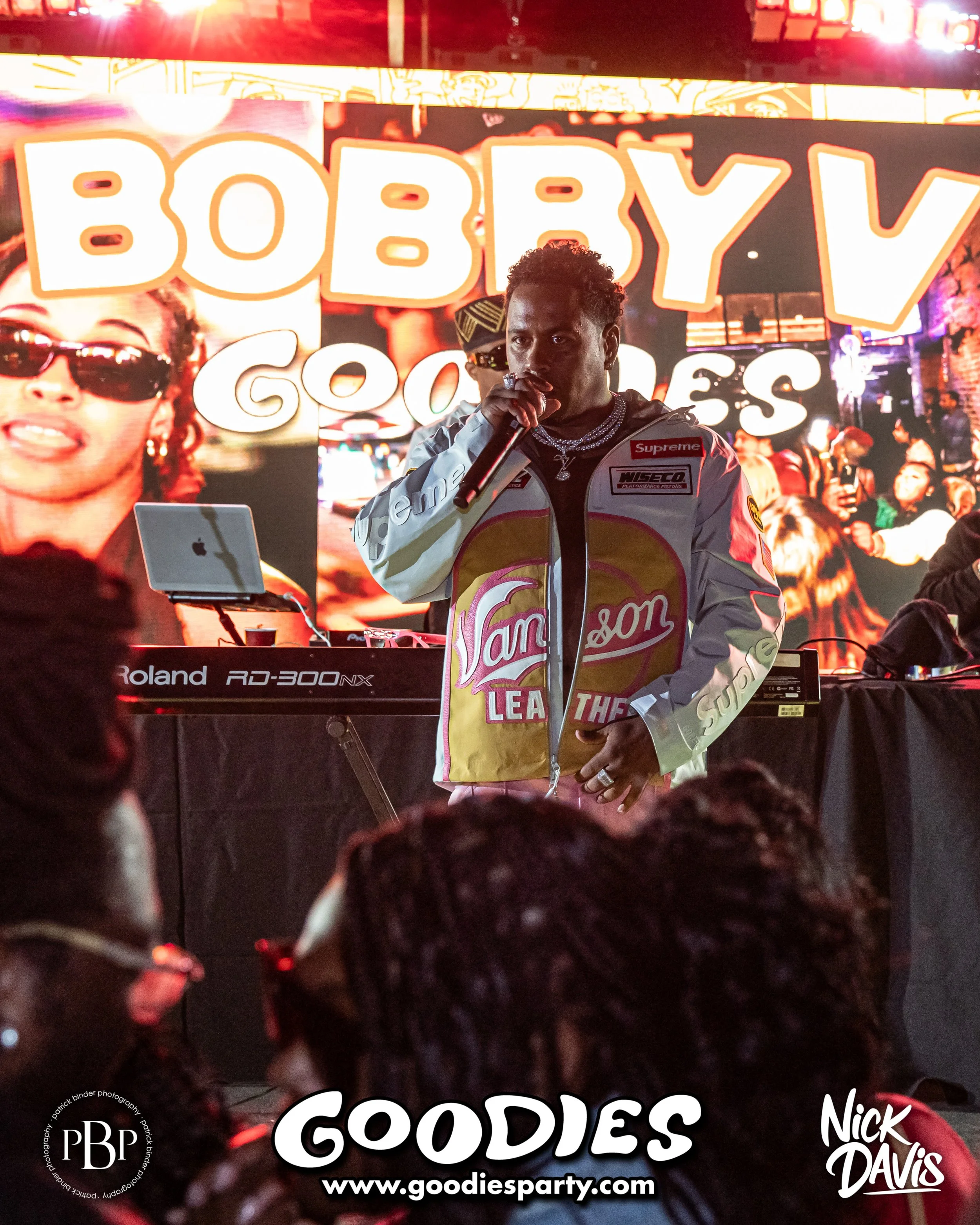 260927-Goodies-Bobby V-4134.jpg