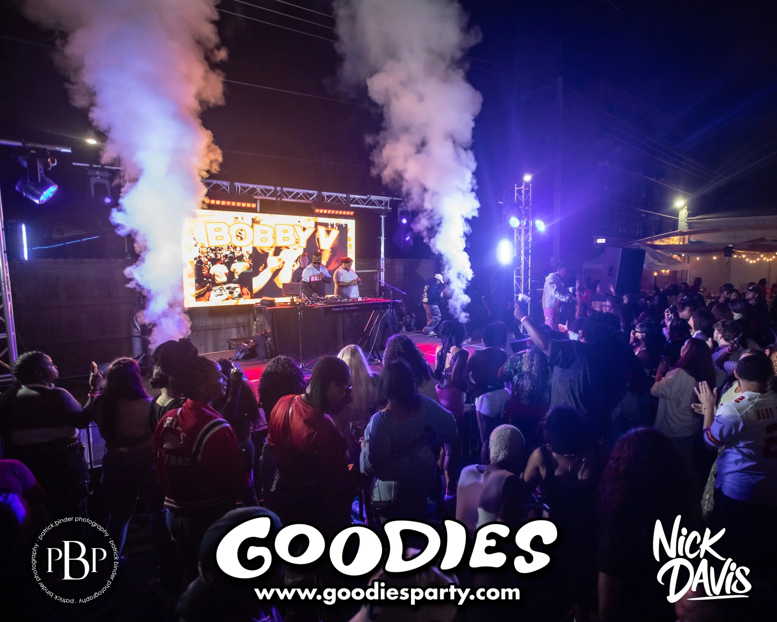 260927-Goodies-Bobby V-4669.jpg