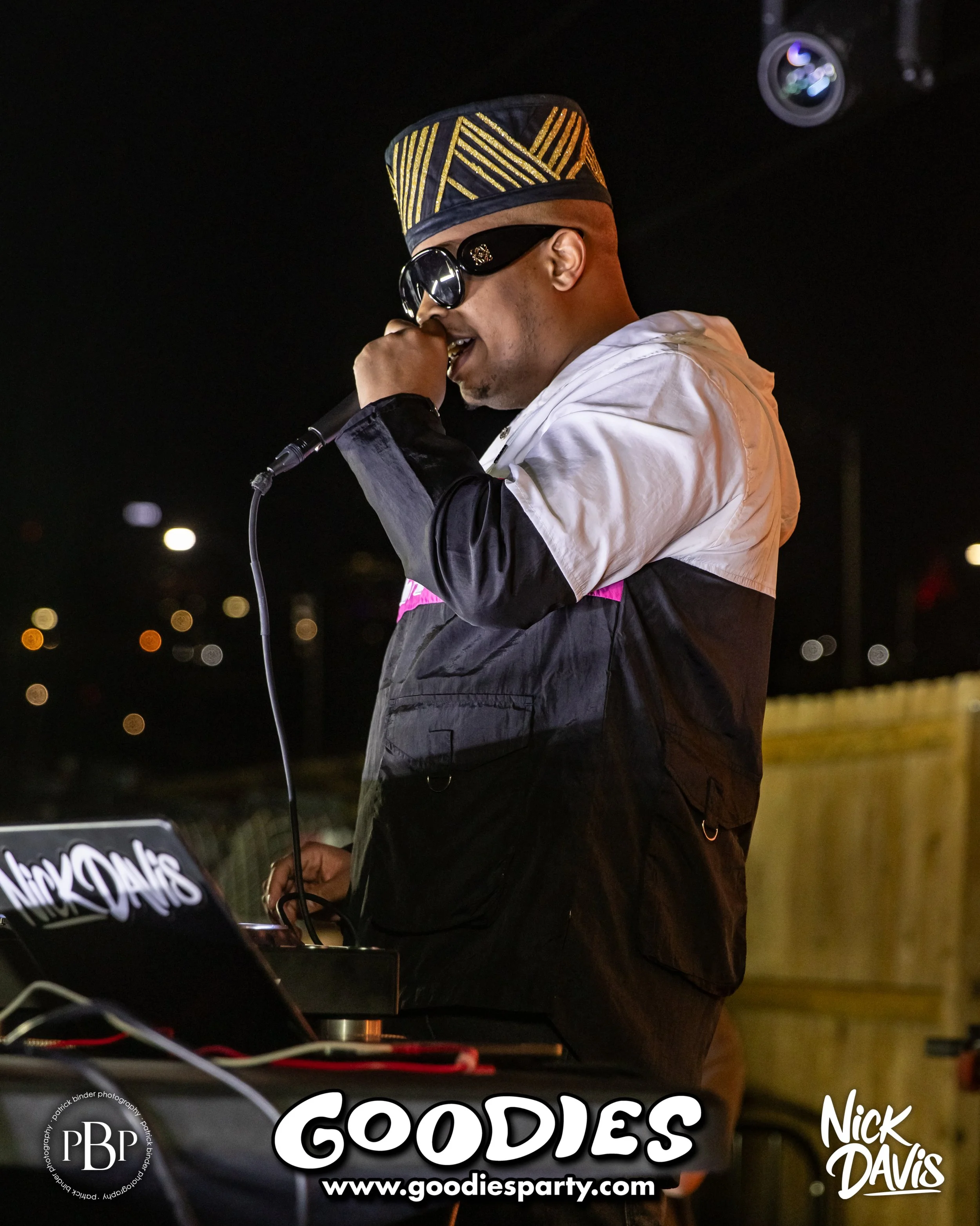 260927-Goodies-Bobby V-3518.jpg
