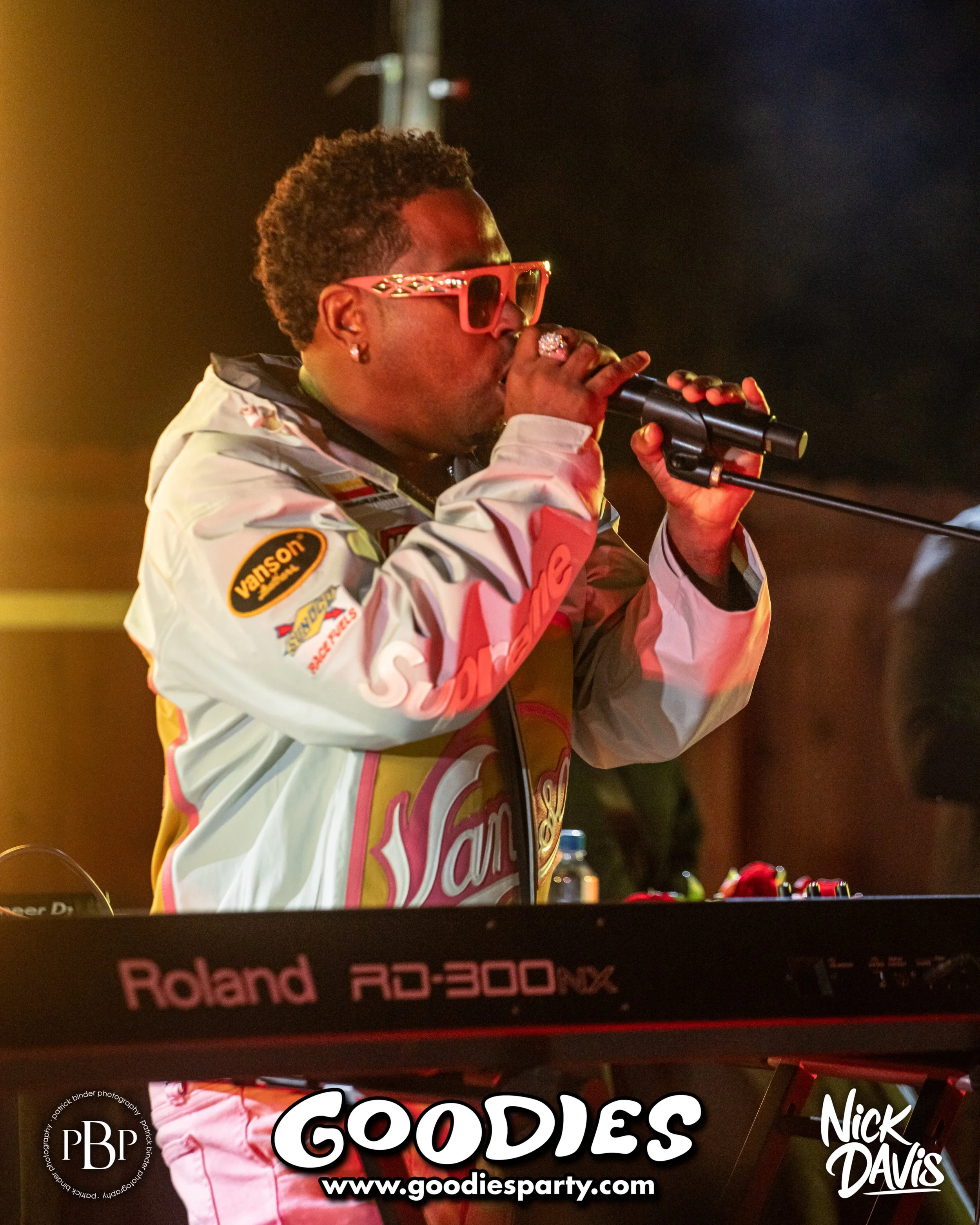 260927-Goodies-Bobby V-3837.jpg
