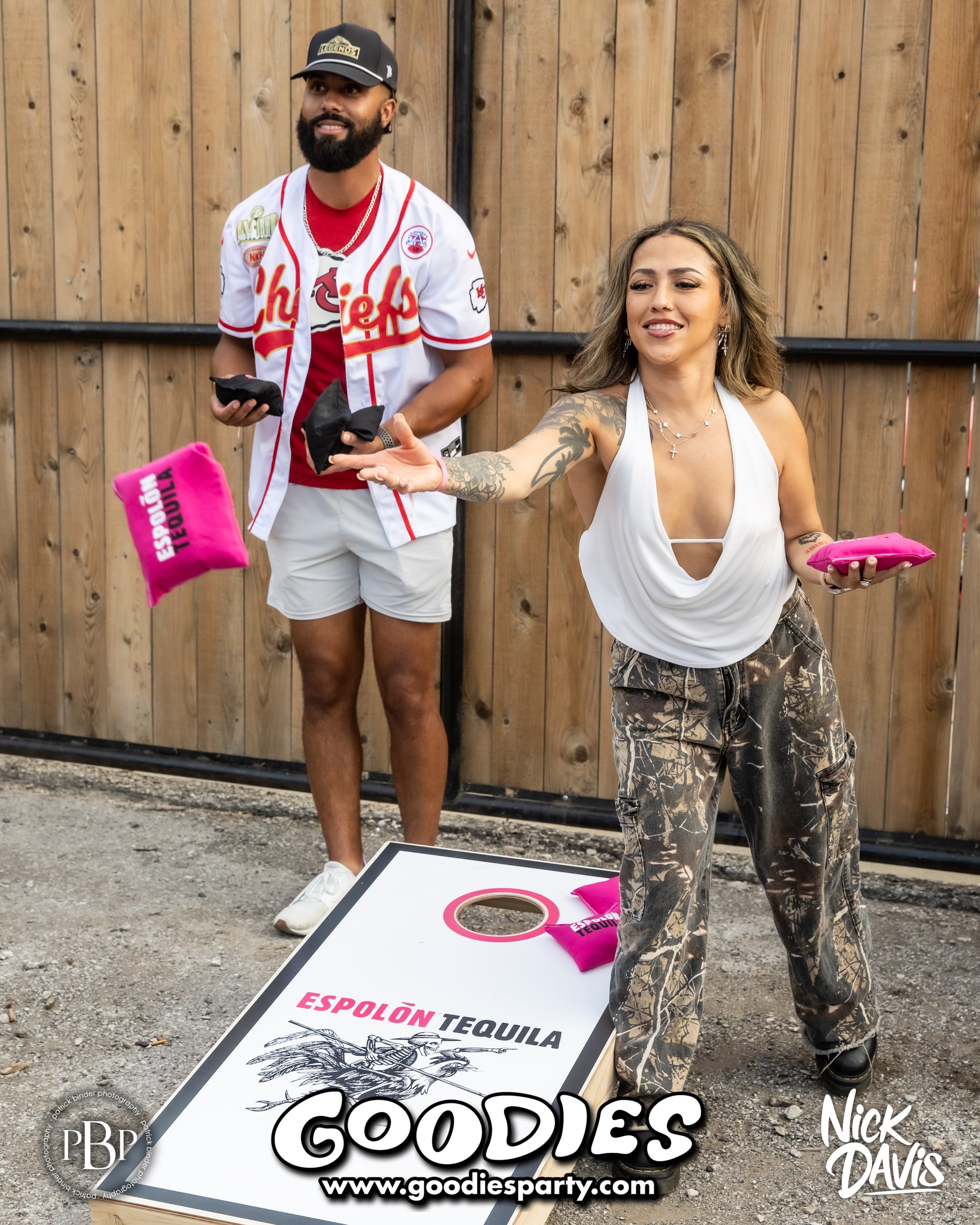 260927-Goodies-Bobby V-1094.jpg