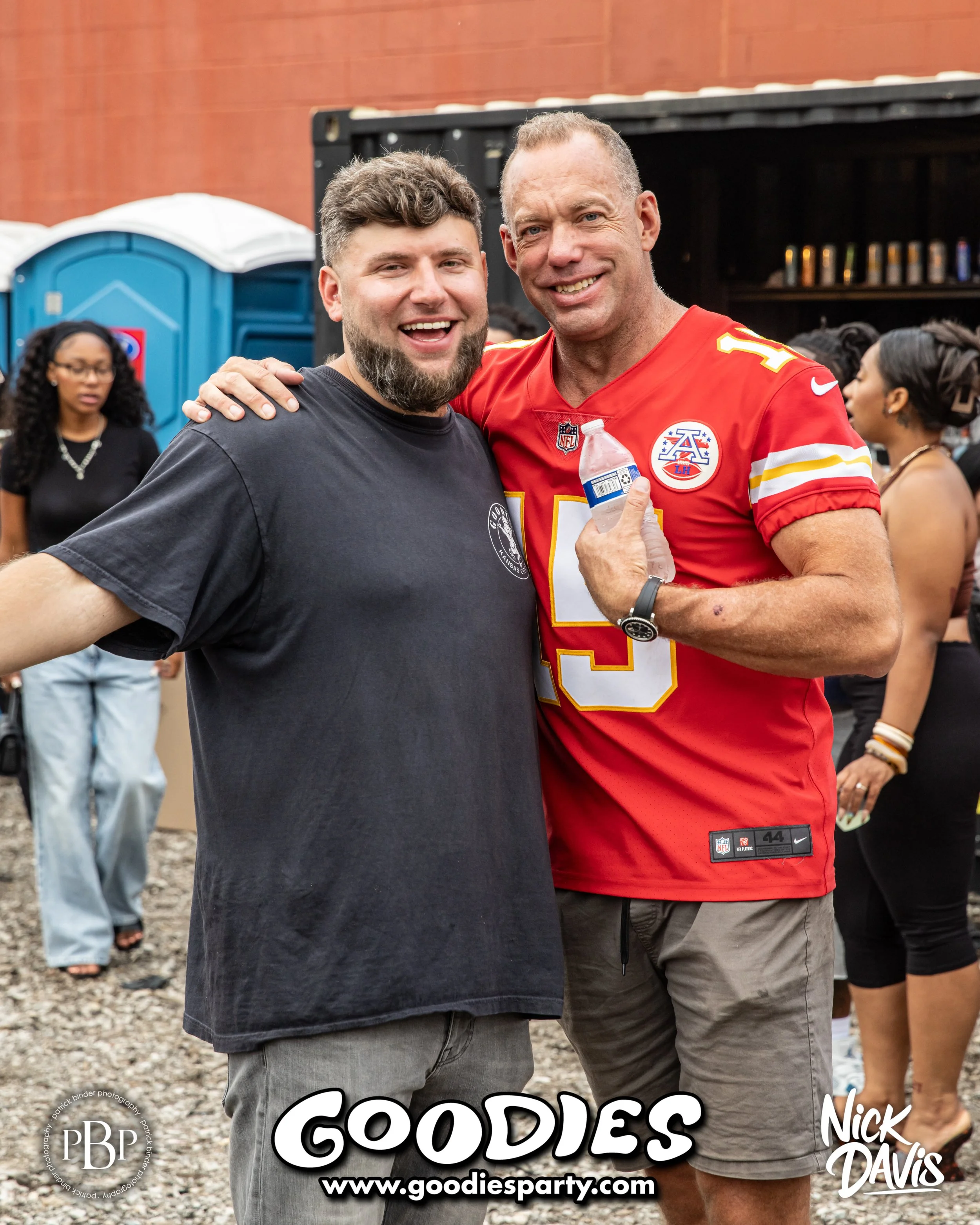 260927-Goodies-Bobby V-1699.jpg