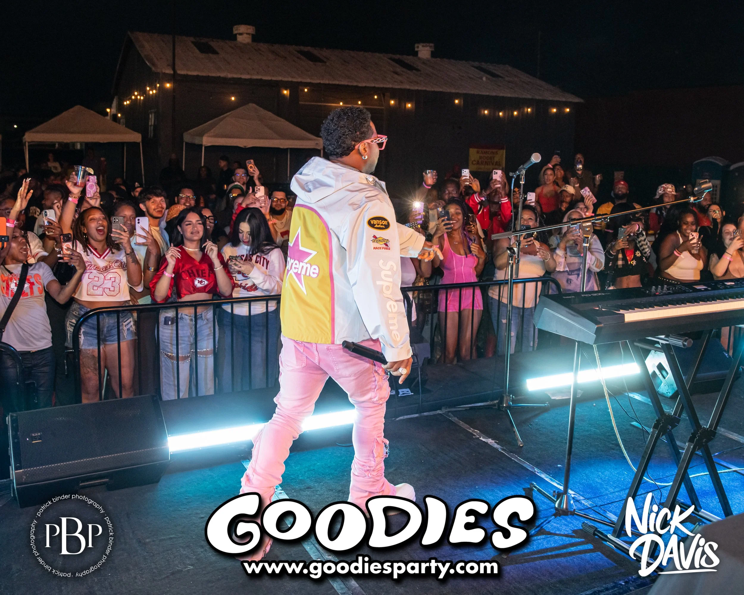 260927-Goodies-Bobby V-3559.jpg
