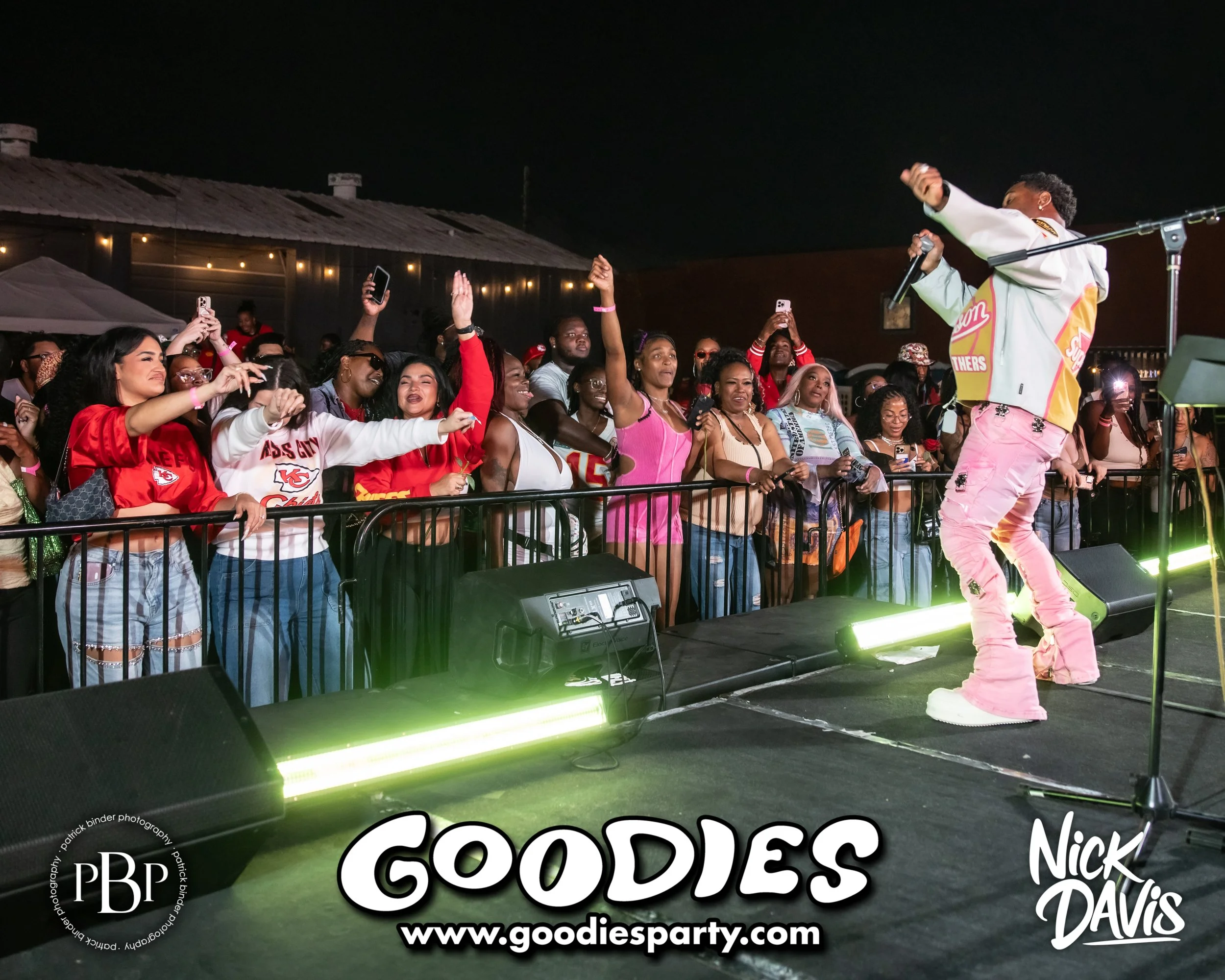 260927-Goodies-Bobby V-4195.jpg