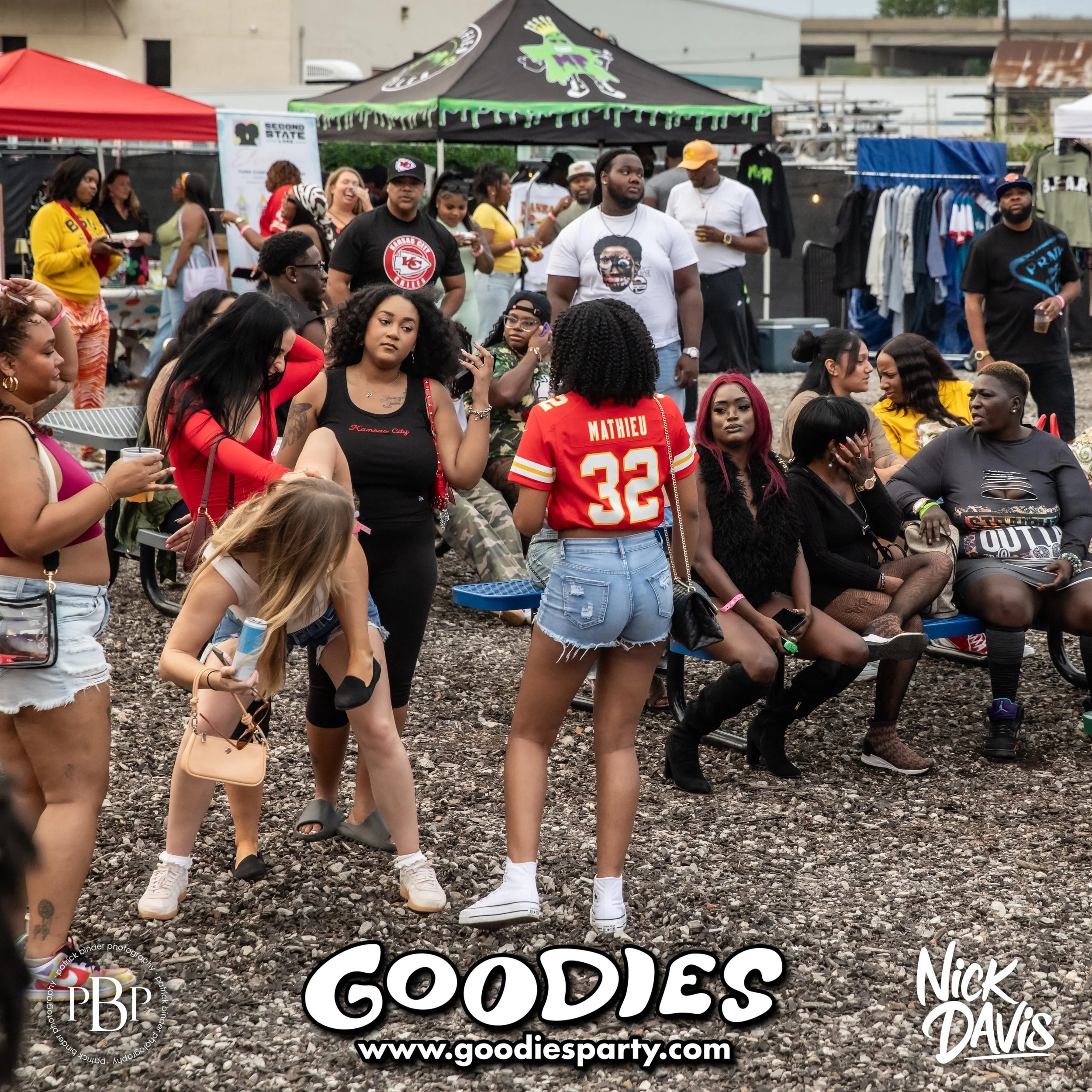 260927-Goodies-Bobby V-2565.jpg