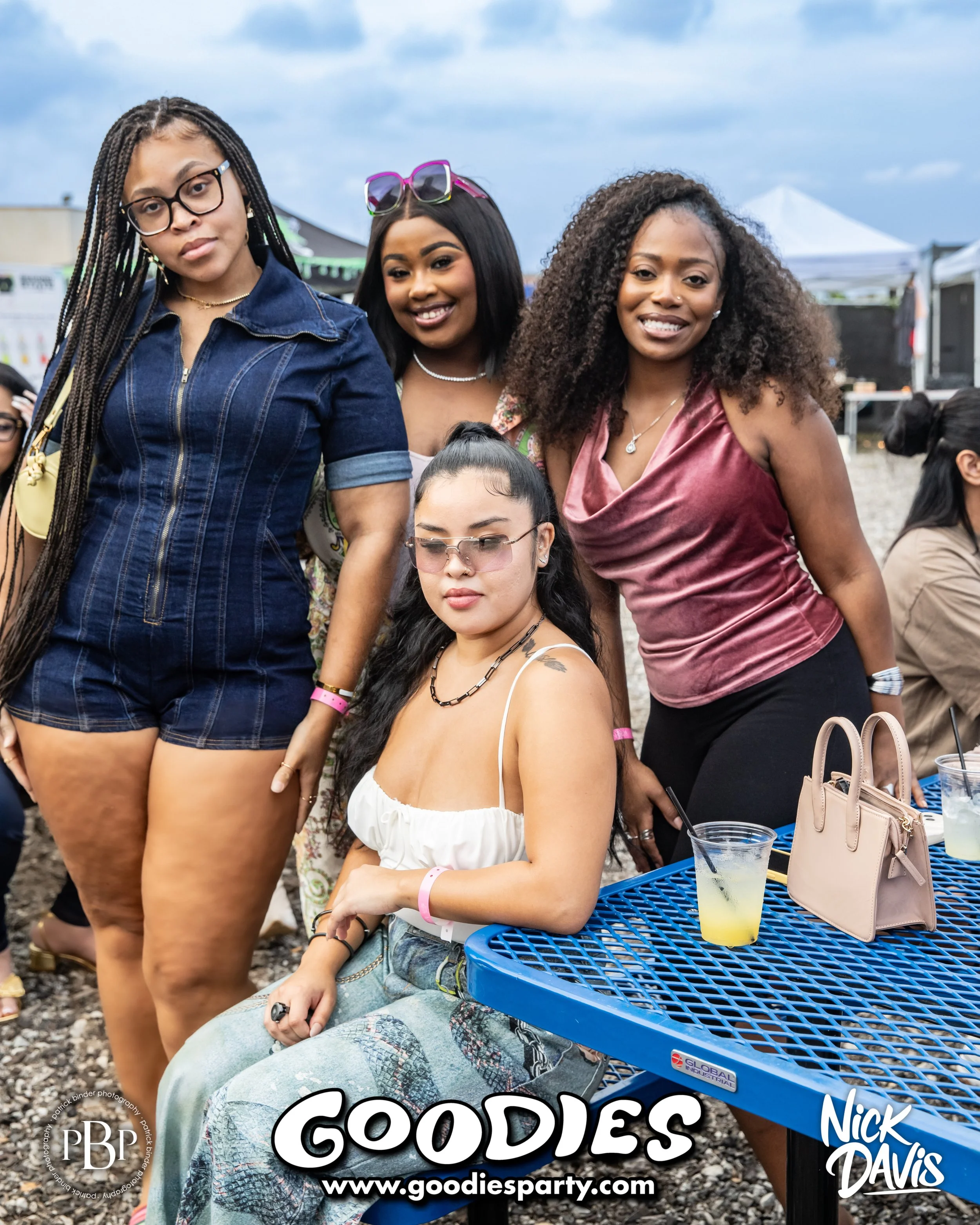 260927-Goodies-Bobby V-1419.jpg