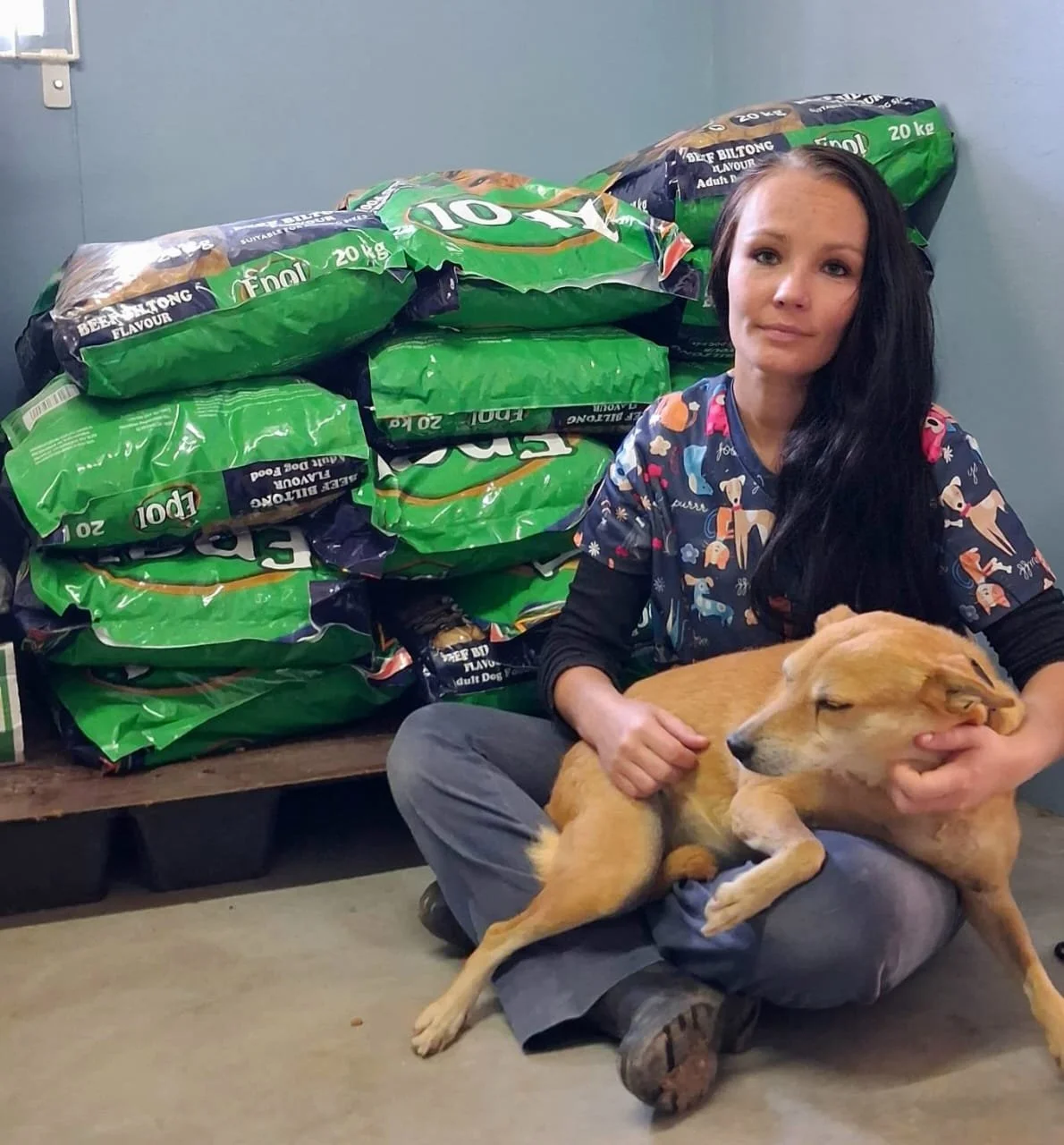 𝗢𝘂𝗿 𝗵𝗲𝗮𝗿𝘁𝘀 𝗮𝗿𝗲 𝗳𝘂𝗹𝗹 🤍

Another enormous thank you to T&amp;C for once again blessing The ARK Rescue with a pallet of 20kg bags of dog food. Support like this truly keeps us going.

As always, a heartfelt thank you as well to FP du To