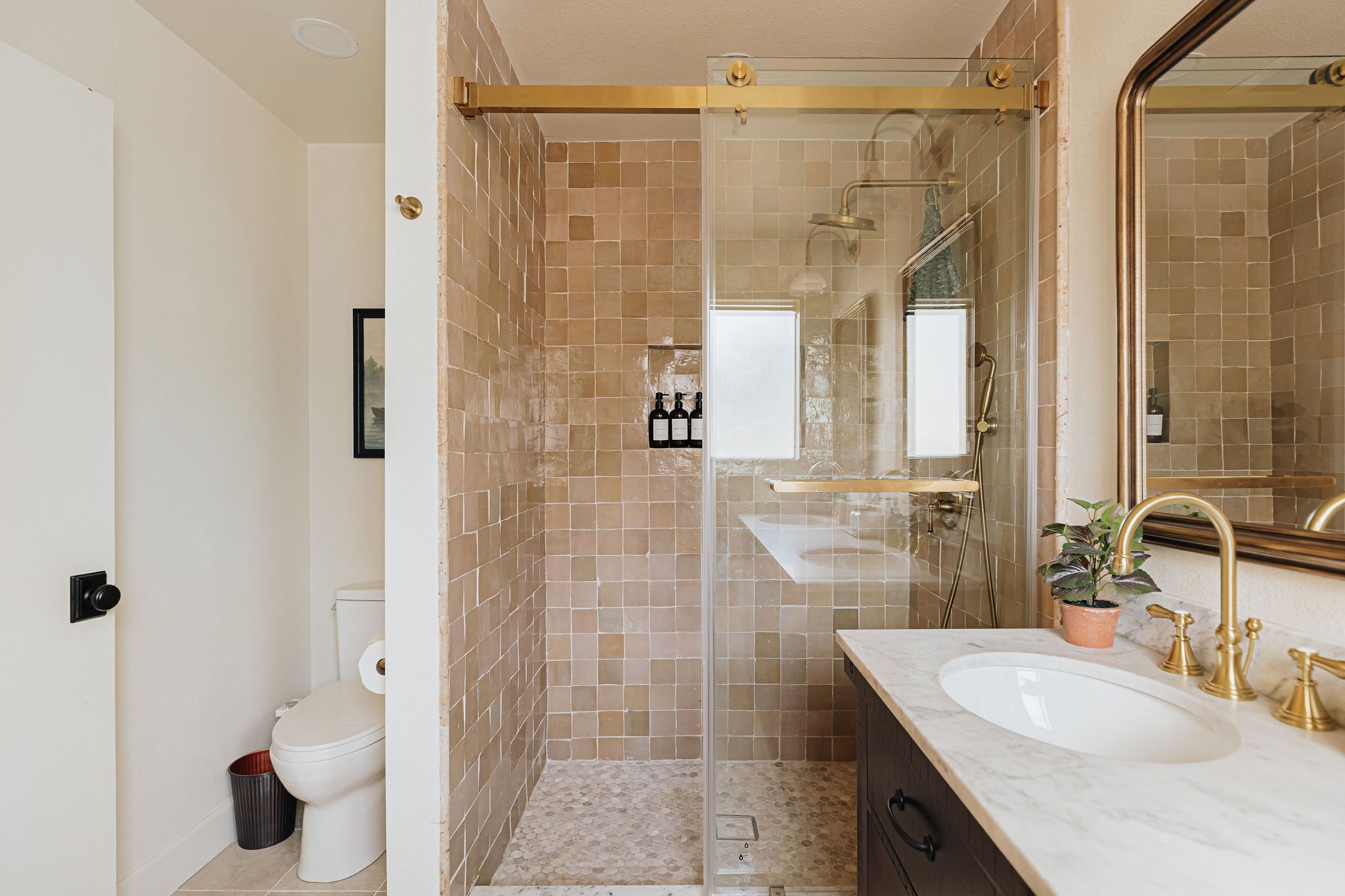 Gianna_Christina_Photo_Golden_Rule_Ln_Lake_Arrowhead_Airbnb--50.jpg
