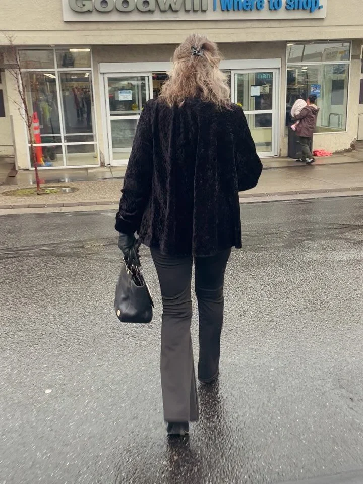 Counting down to 2026

Doing what we do best. 
Finding cool stuff and great prices! 
Also doing our part to recycle and repurpose!