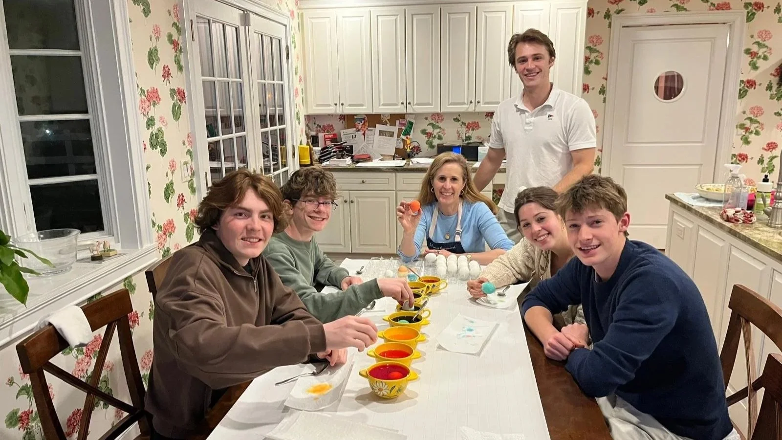 What a Go World Program Looks Like: Two Weeks of Family, Friendship, and Discovery