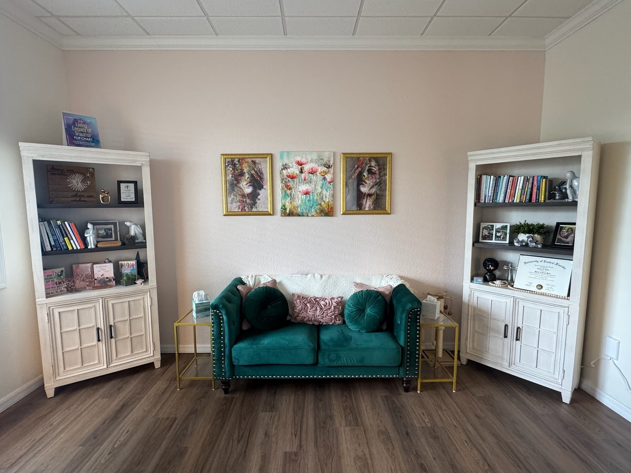 A cozy and inviting therapy room at Dandelion Therapy Group in Punta Gorda, designed for private EMDR intensive sessions.