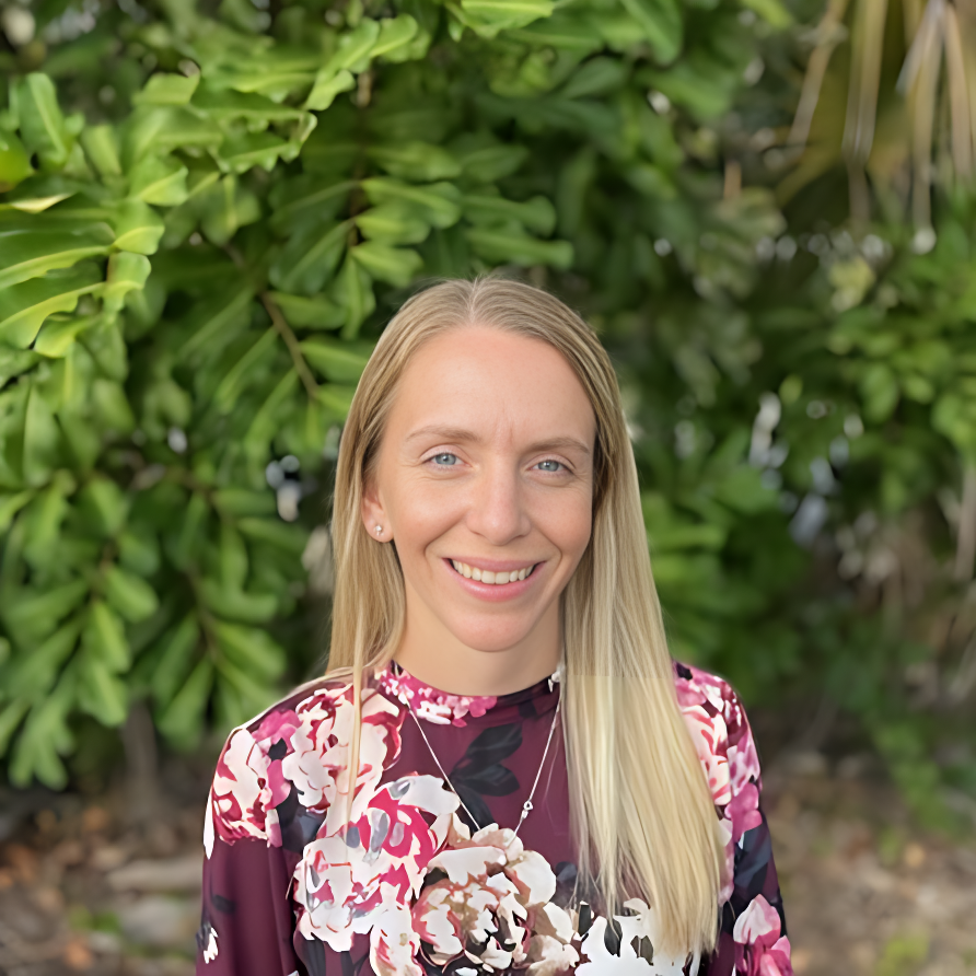 Headshot of Katie White, a therapist in Fort Myers, Florida