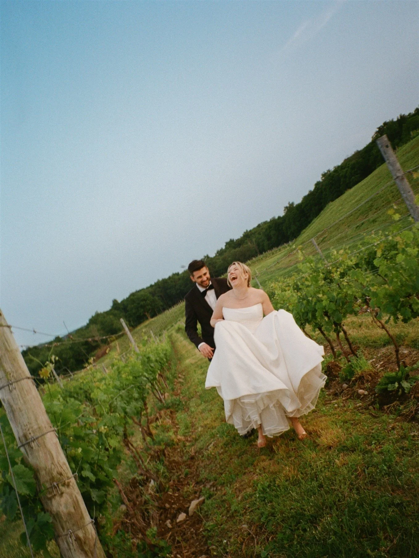 Jill &amp; Jake had their celebration earlier this year at the beautiful @mileaestatewinery!! 🩷🩷🩷 

Thank you @ramblefreehannah &amp; @kylemccue_  for your help with this day!! 

#upstatenyweddingphotographer #nyweddingphotographer #filmweddingpho