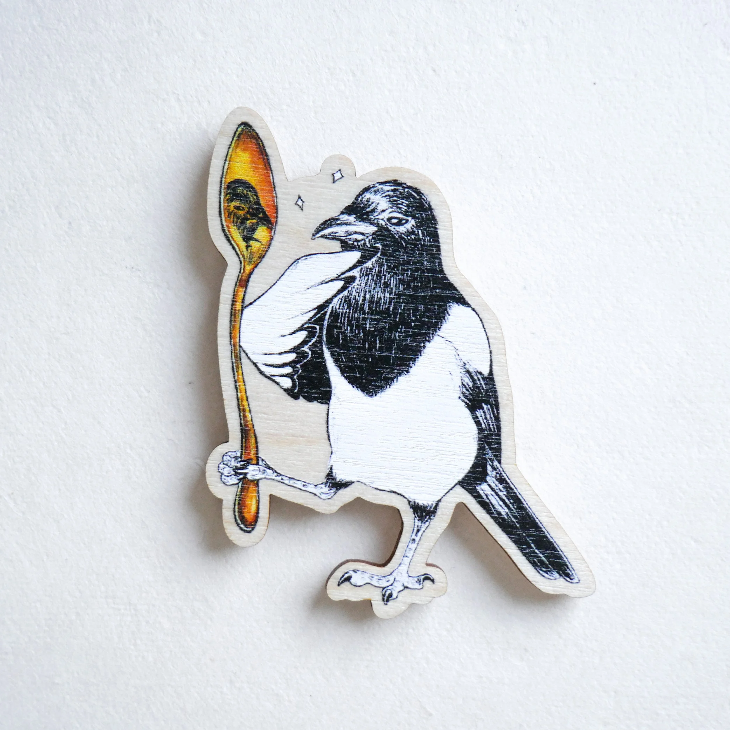 "Magpie's Gaze" magnet