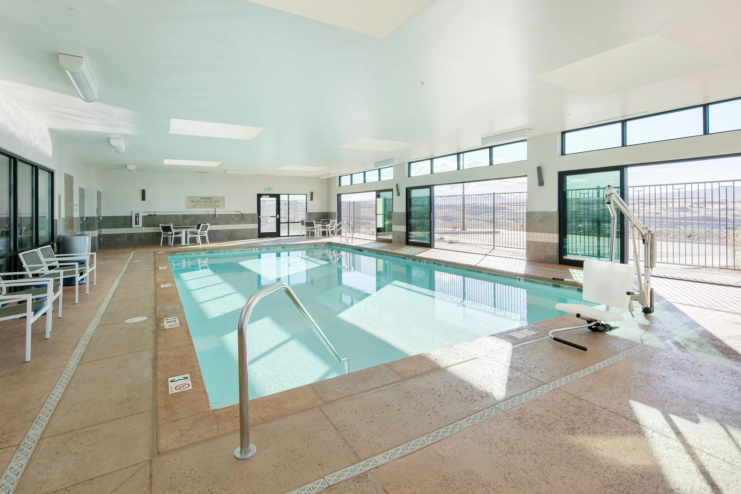Pool.jpg