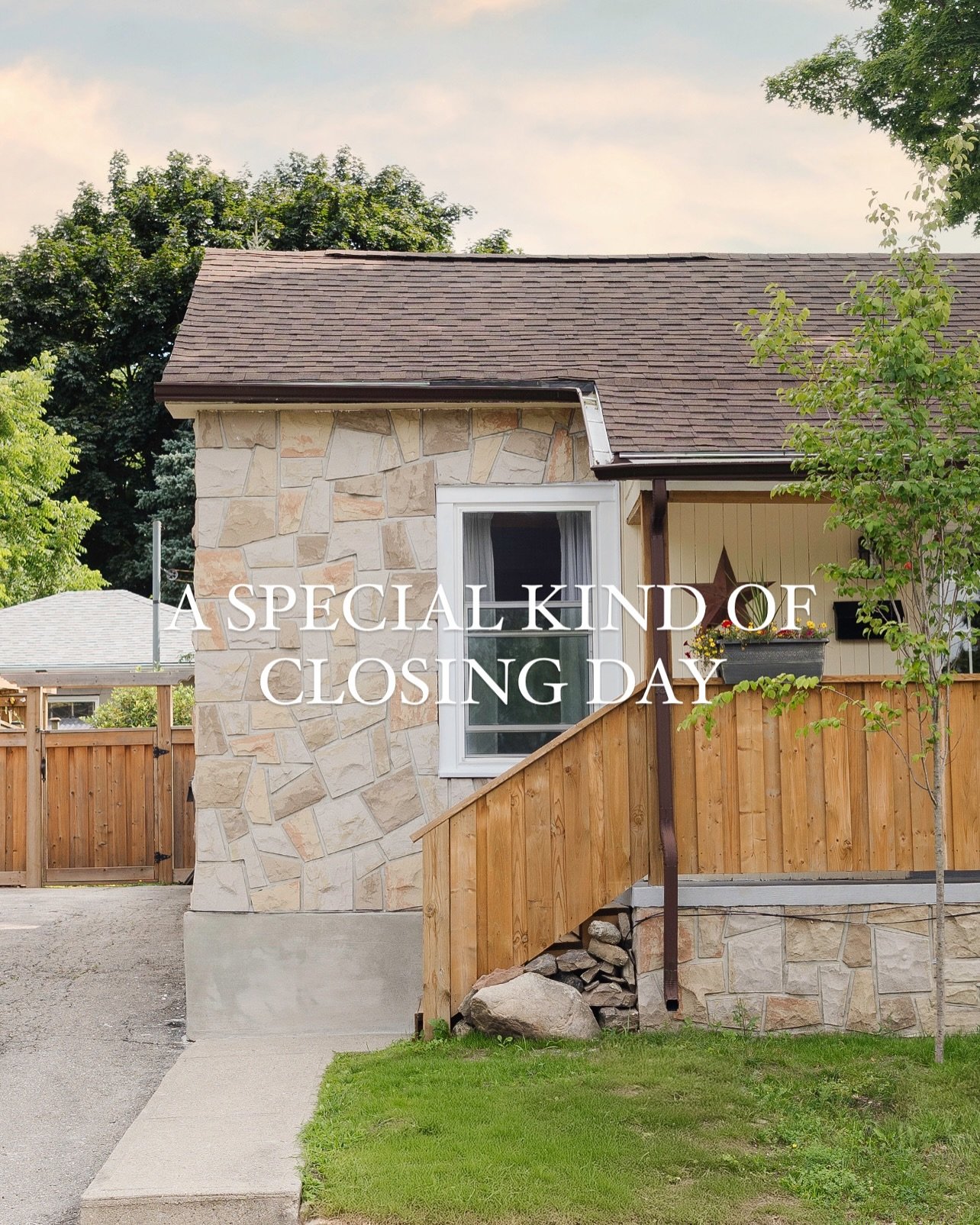 I&rsquo;ve moved a lot of times. I&rsquo;ve seen a lot of closing days. But this one? This one hits different ✨ Slide for story time 👉🏻
.
.
.
👩🏼&zwj;💼 Holly Fischer
📧 holly@cbn.on.ca
📲 @homewithholls 
@coldwellbankerneumann