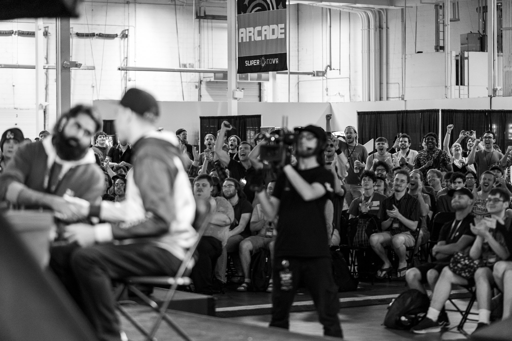 Junebug defeats Axe to make Top 8.
