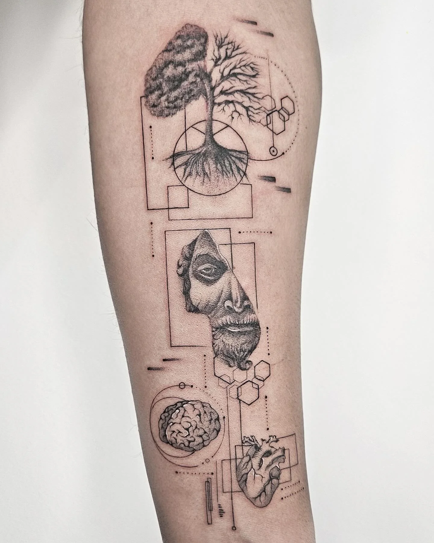 🧠🫀🌳▫️▪️OWEN ▪️▫️
@tattooer_owen
@_fares_fares_.x

Thank you Fares 🥰
-
✔️DM welcome
🖤 lazybonestattoo.com for booking