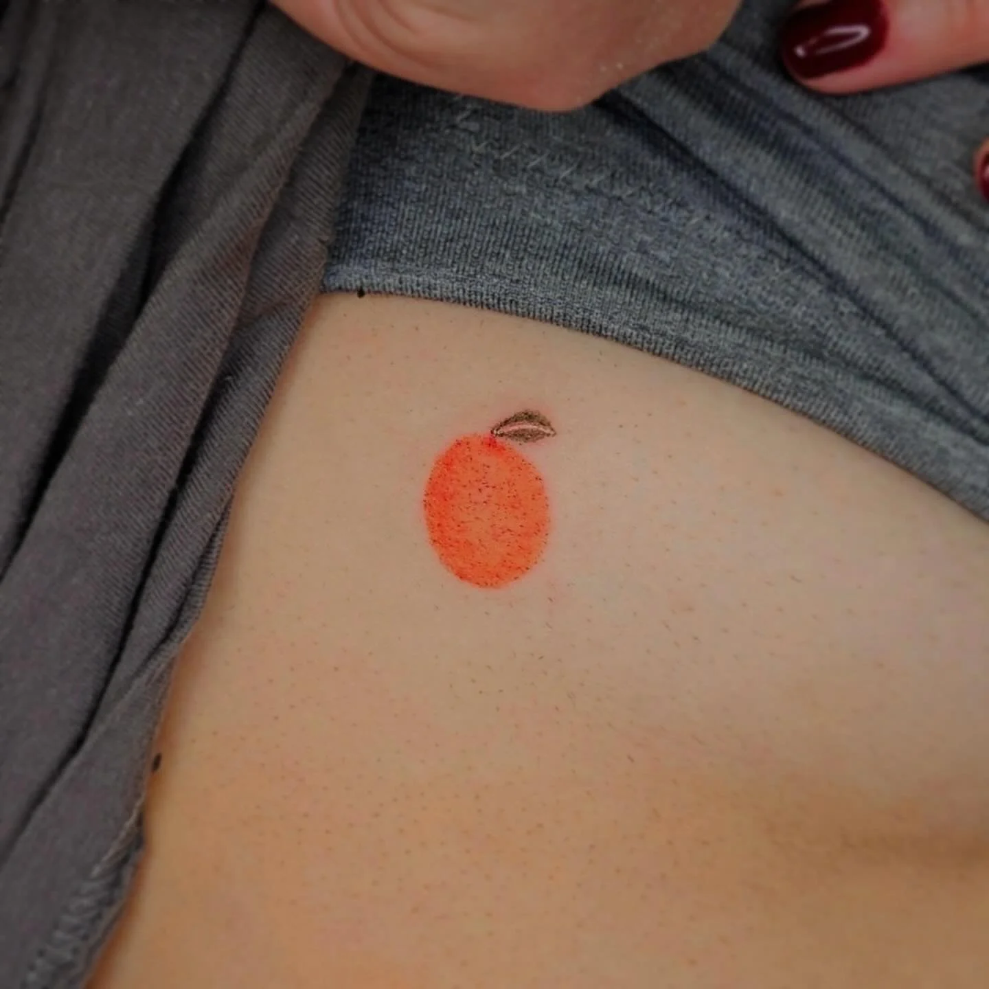 🍊🍊
@lazybones_tattoo
@potat_too_ 

Thank you for your trust 🖤
-
✔️DM welcome
🖤 lazybonestattoo.com for booking