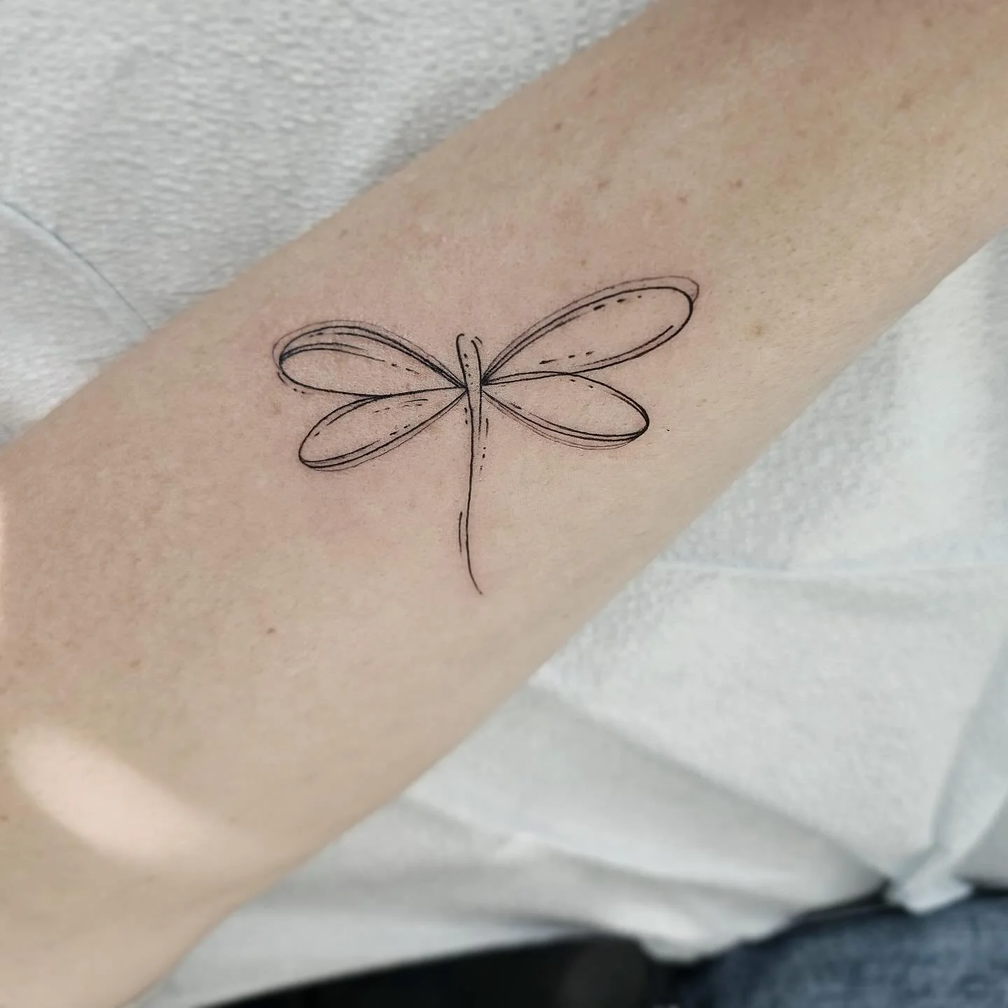 Dragonfly▫️▪️OWEN ▪️▫️
@tattooer_owen
@jody.brokenspurequinetherapy

Thank you Jody 🥰
-
✔️DM welcome
🖤 lazybonestattoo.com for booking