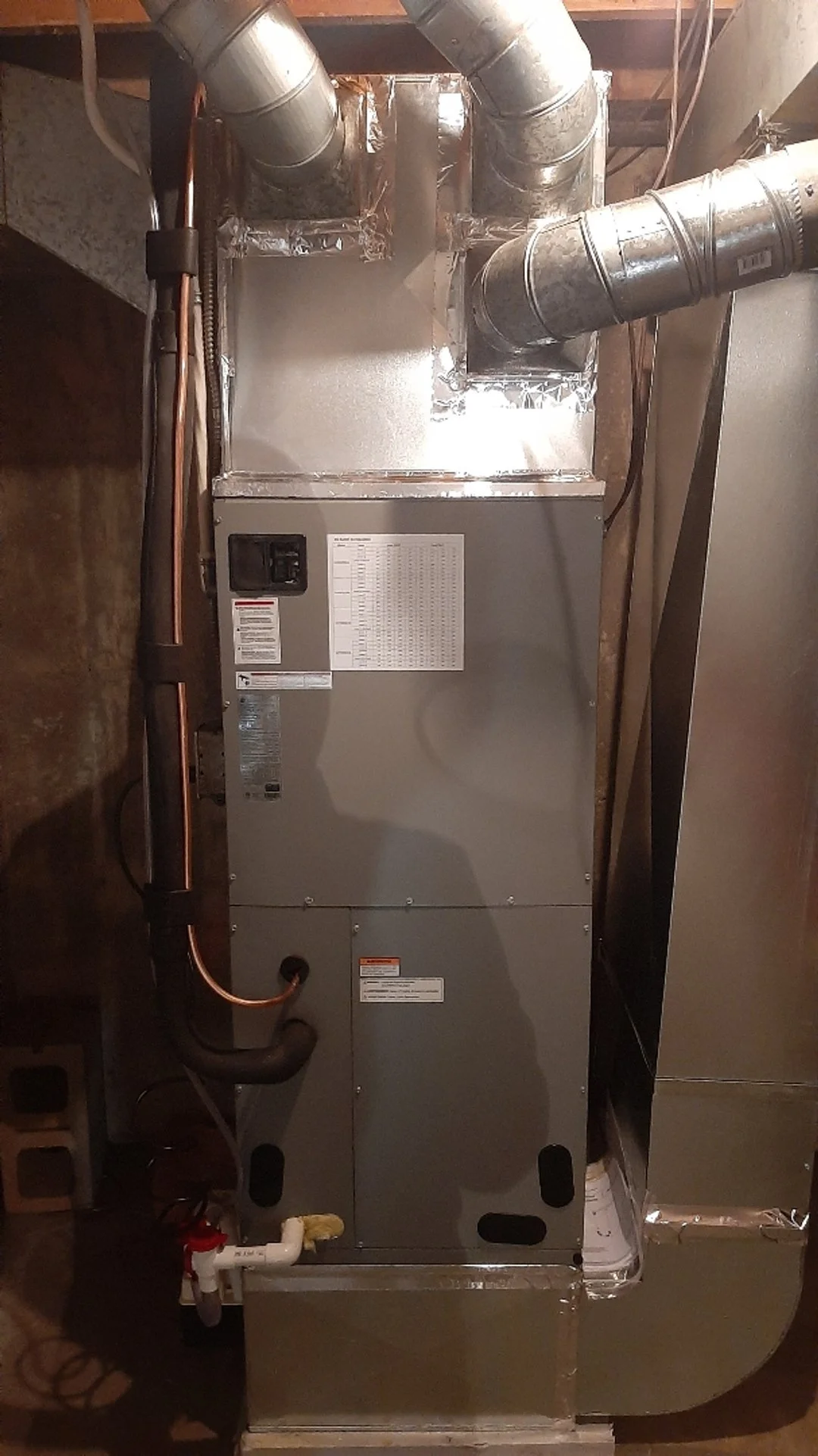 GE central ducted heat pump system - the indoor unit with ductwork