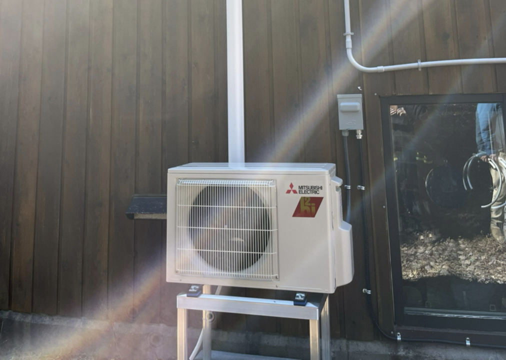 Mitsubishi 12,000 BTU FH single-zone heat pump - Wolfville, Nova Scotia 