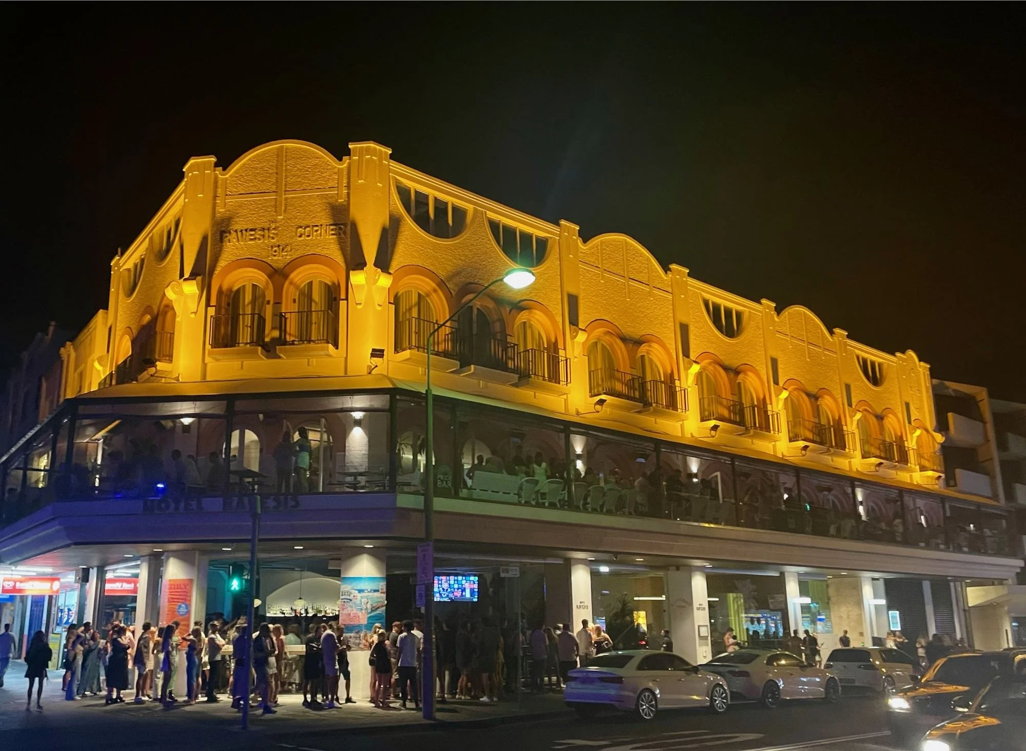 Bondi Nightlife