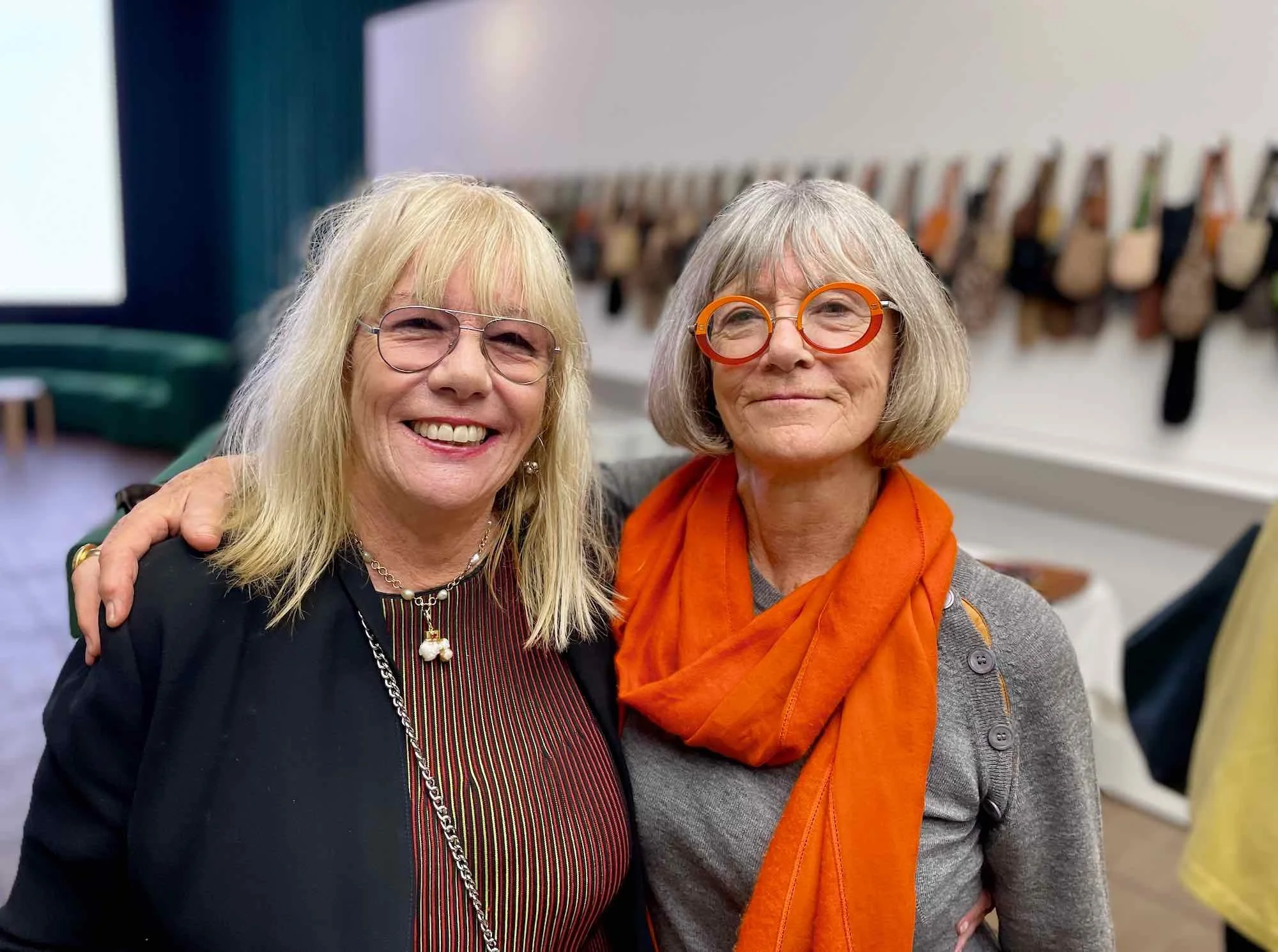 Dasha Ross and Sue Burrows at the Transiciones Guatemala Fundraiser