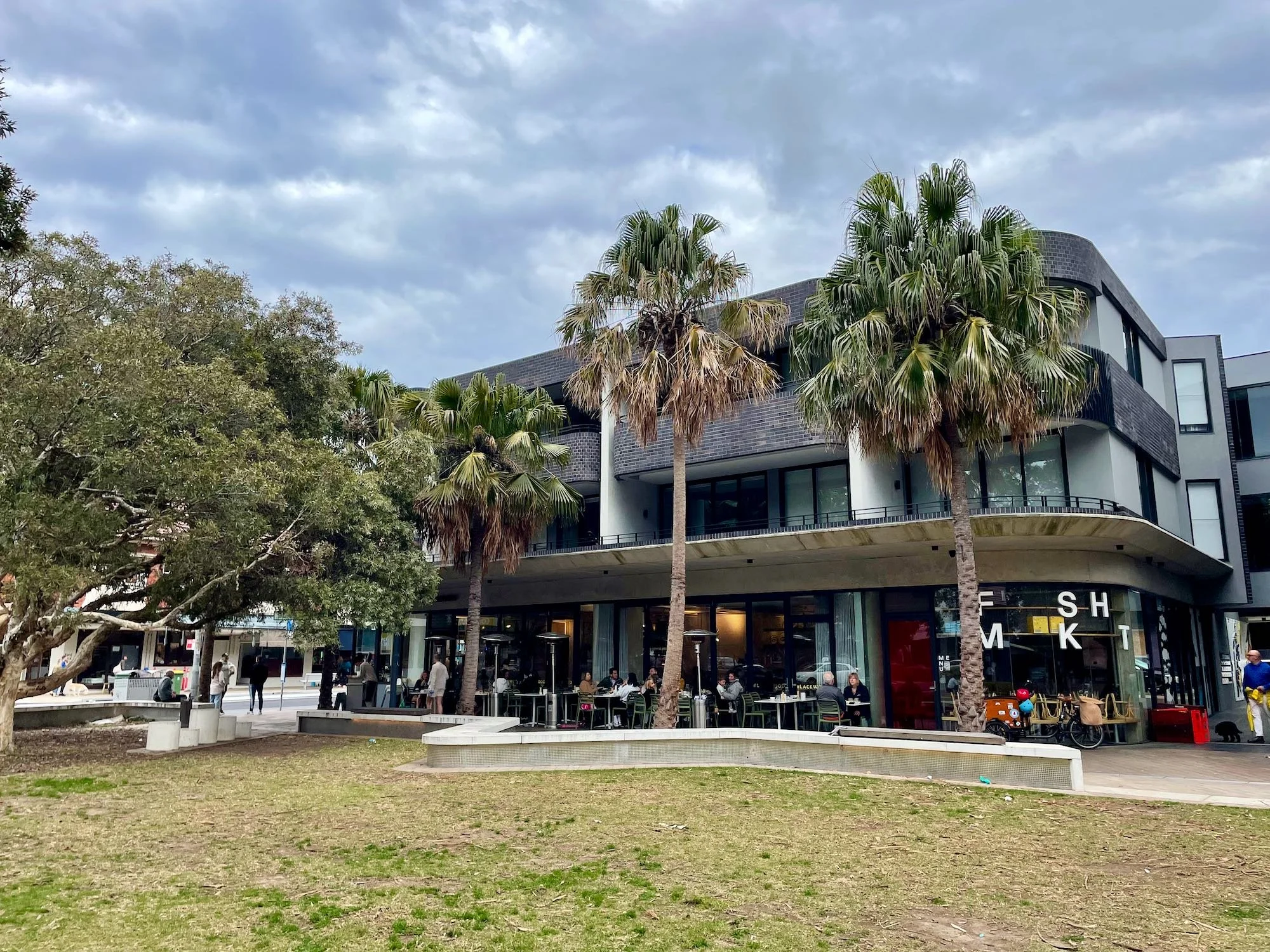 Nice Vibe at Seven Ways these Days