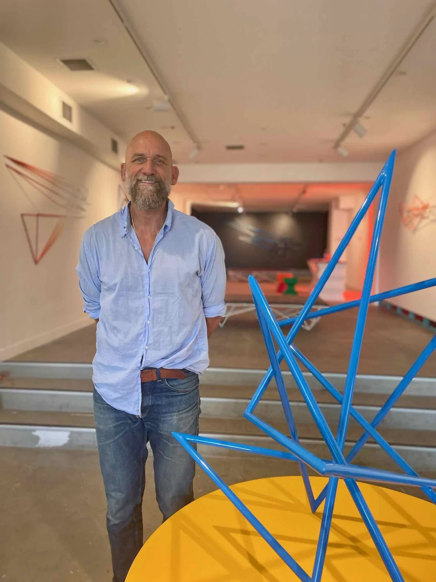 Motus Coloration by Dion Horstmans