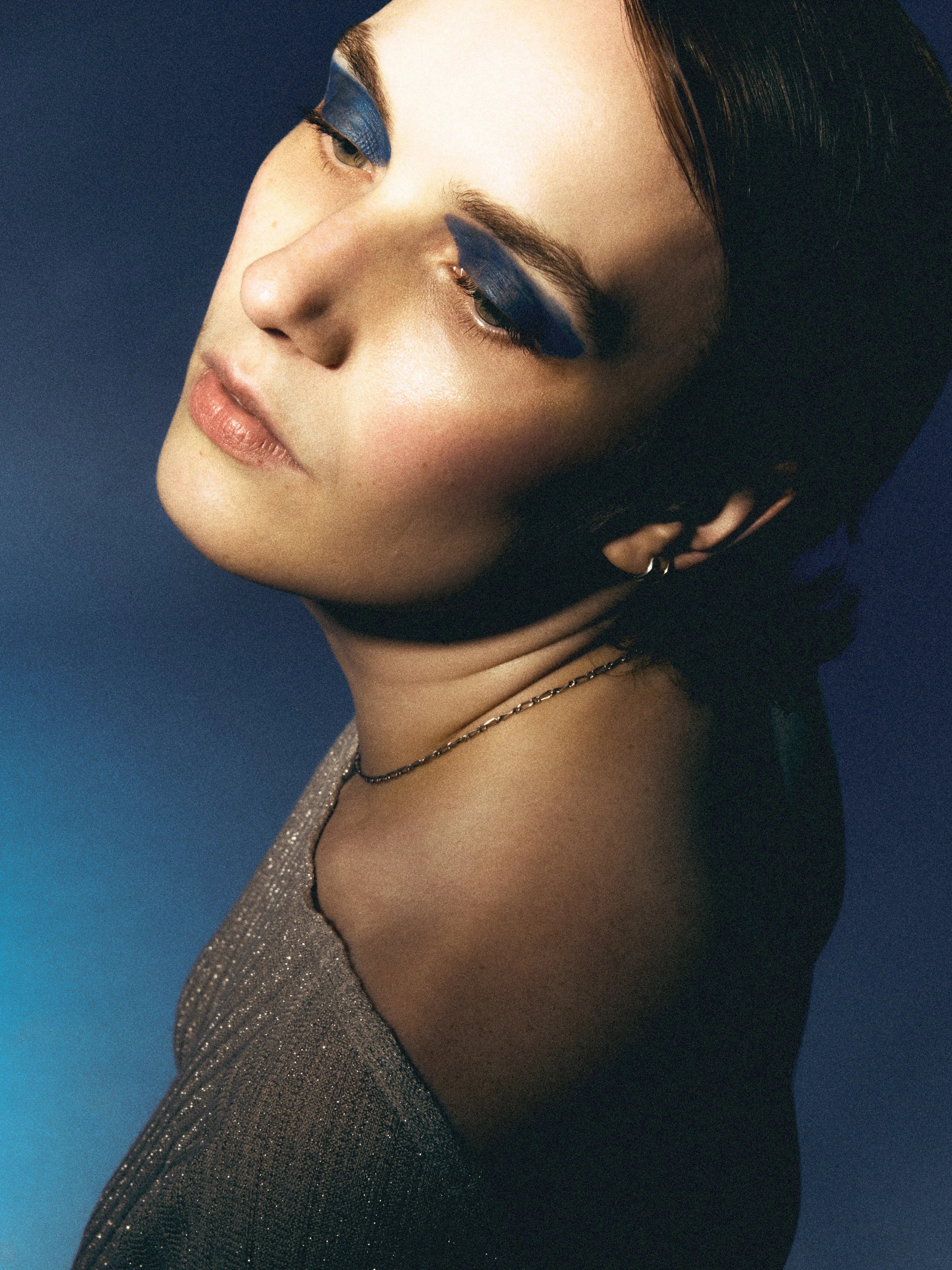 Blue7.jpg