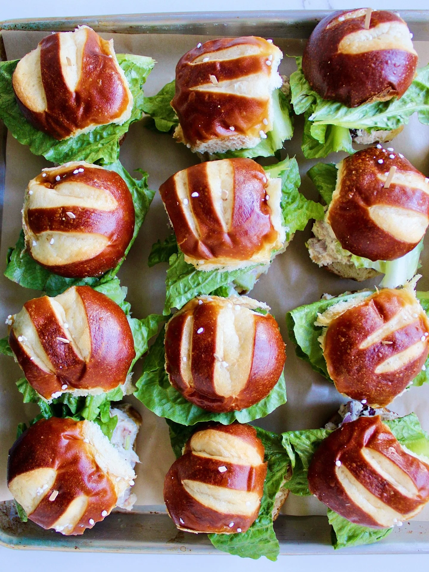 What are you bringing for your Super Bowl Party?! 🏈🏈🏈 I&rsquo;ll go first. 

&bull;Chicken Salad Sliders @kingshawaiian 
&bull;Mini Chicago Style 🌭
&bull;Cheeseburger Sliders 🍔(not pictured) 
&bull;Chili Crisp Chex Mix 🔥
&bull;Brown Butter Brow