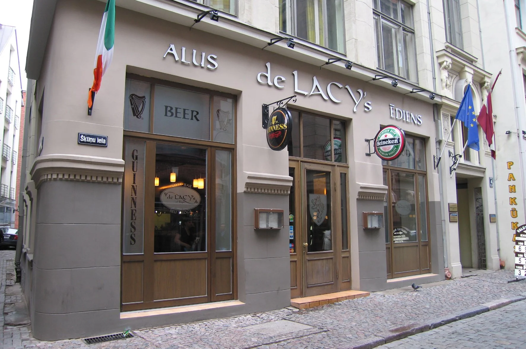 04006 Reklamas pase delacys.JPG