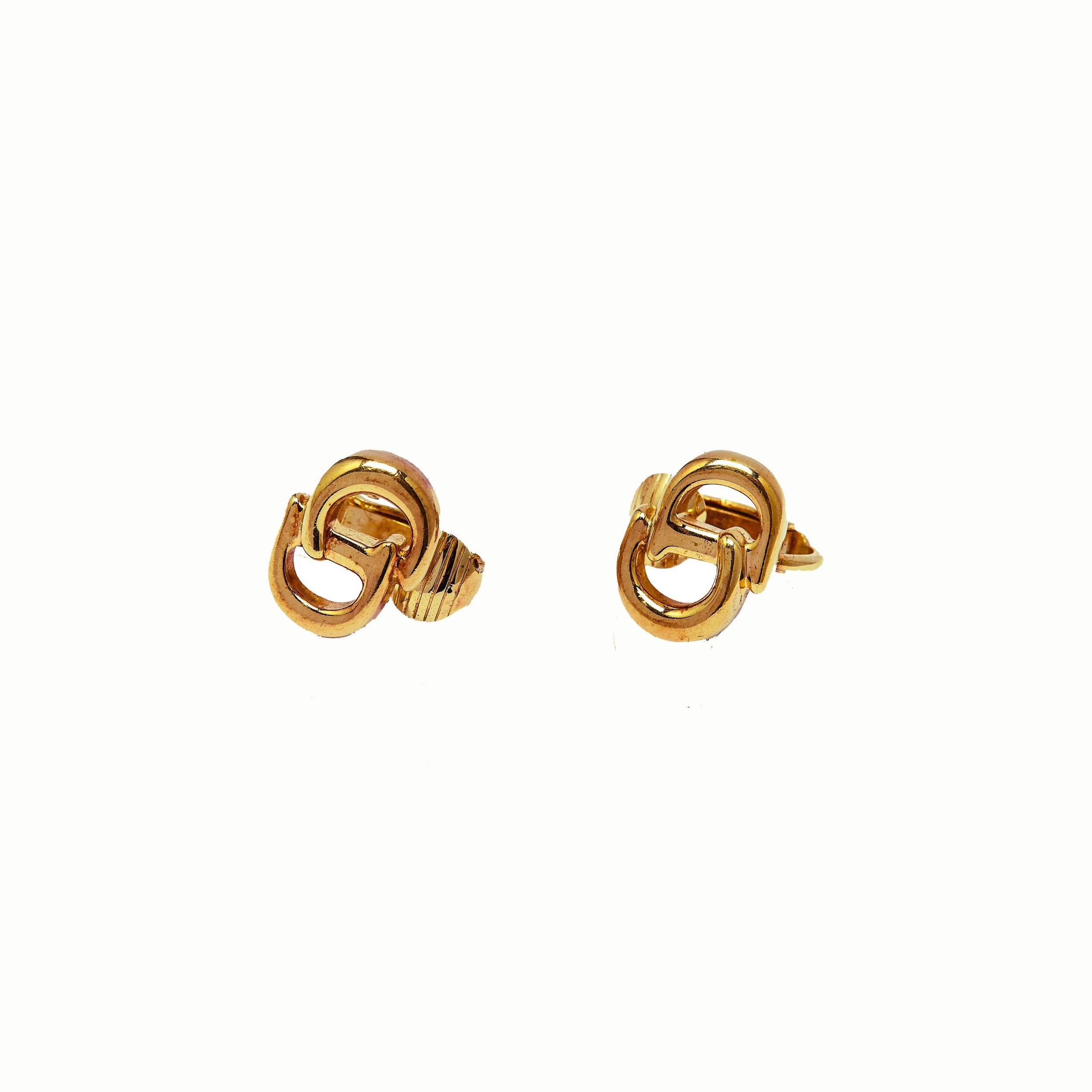 Christian+Dior+Gold+Plated+CD+Logo+Clip+On+Earrings_+1.jpg
