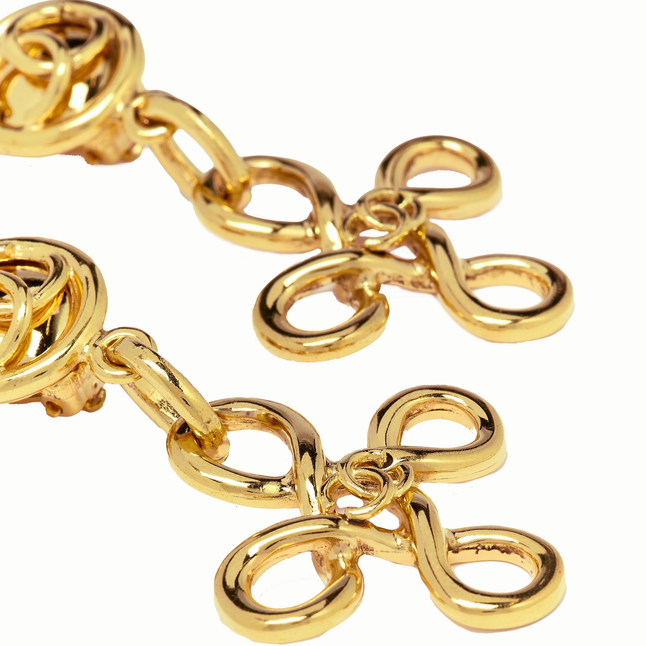 Chanel+1993+CC+Gold+Cross+Dangle+Clip-On+Earrings_+5_+1.jpg