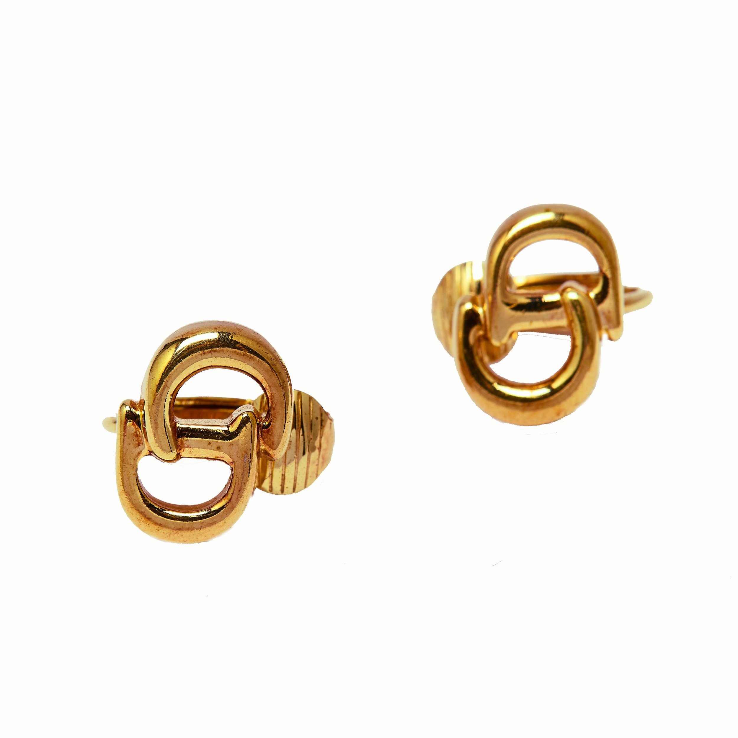 Christian+Dior+Gold+Plated+CD+Logo+Clip+On+Earrings_.jpg