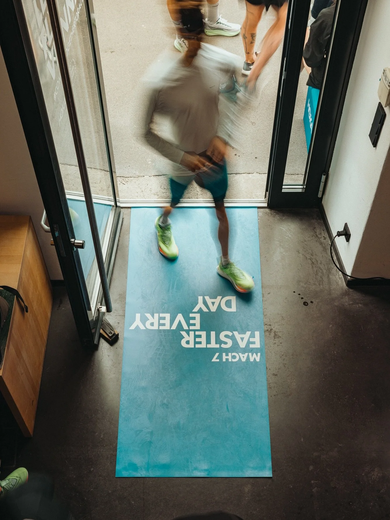 Scenes from this past weekend&rsquo;s Lock In The Pace together with @hoka_eu, courtesy of 📸 @leggou.vision.