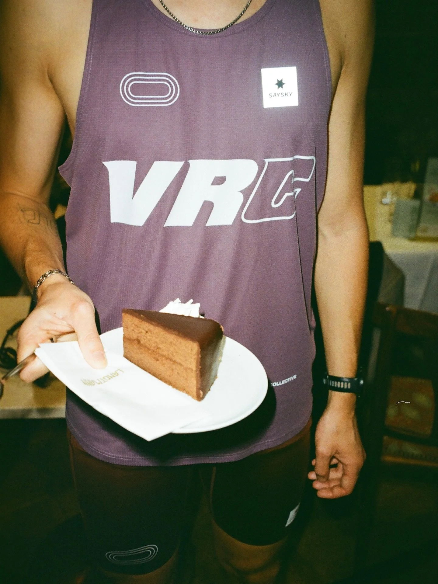 Some film BTS from the recent HOMETOWN GLORY 2026 race kit, courtesy of @tdm_drift. 

Not long until the kit is action @vienna_city_marathon, with 2weeks to go till race day! Stay tunes for our RACE WEEKEND events update coming soon. 

#ViennaRunning