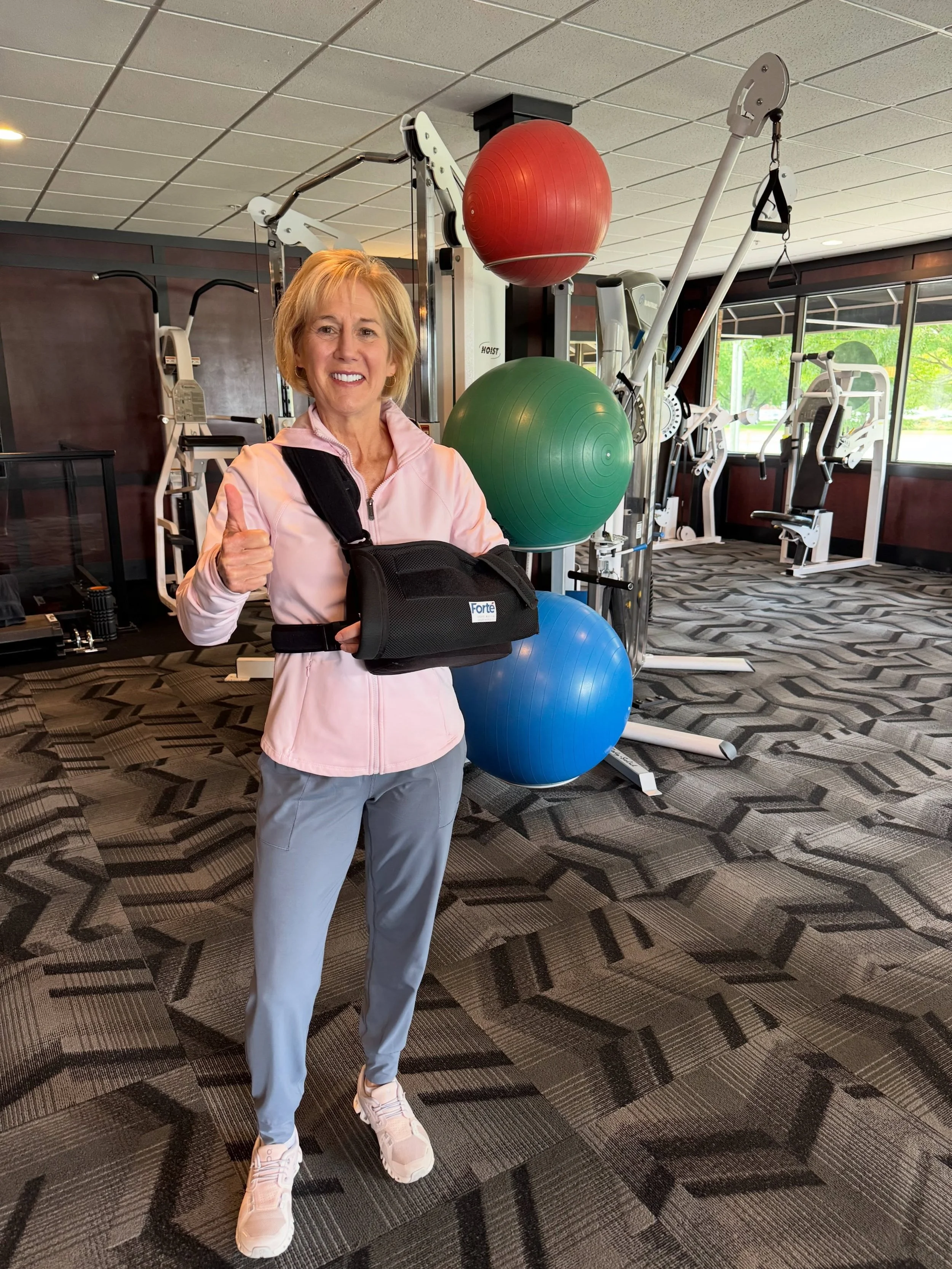 Debbie is officially two weeks post op from her shoulder surgery! It&rsquo;s a long road to recovery, but she&rsquo;s excited to be back in the gym with her clients. #slingsarecool #shouldersurgery #personaltrainer #recovery #girlboss