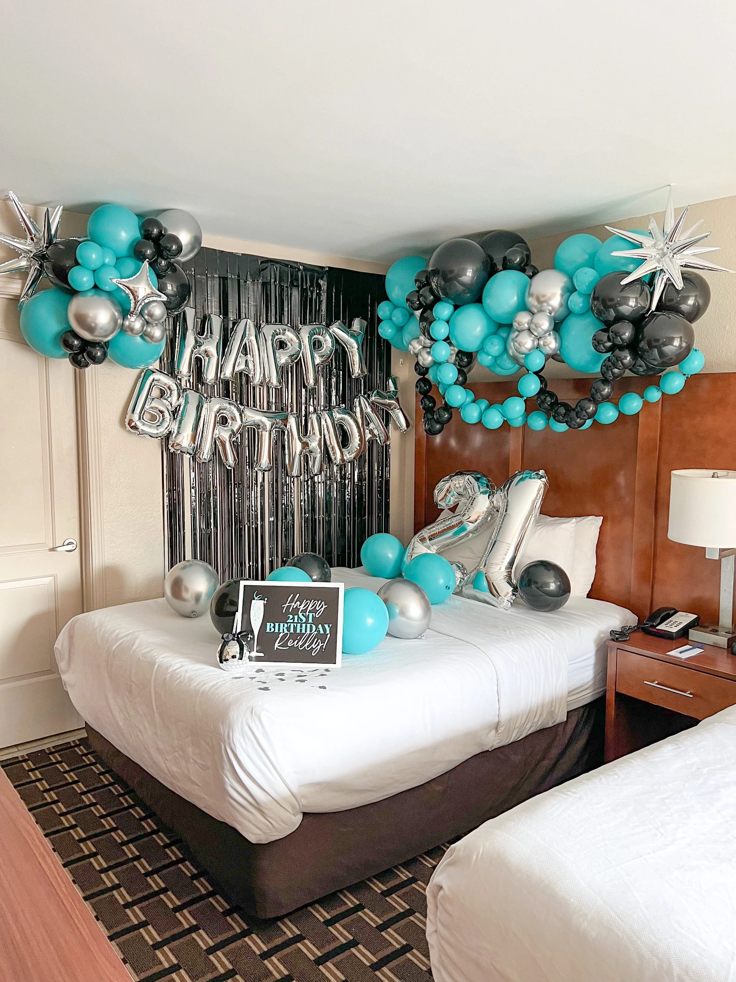 21st birthday hotel setup