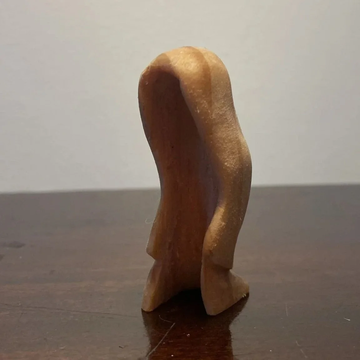 Desk Wizard: The tall wizard of the moving loch