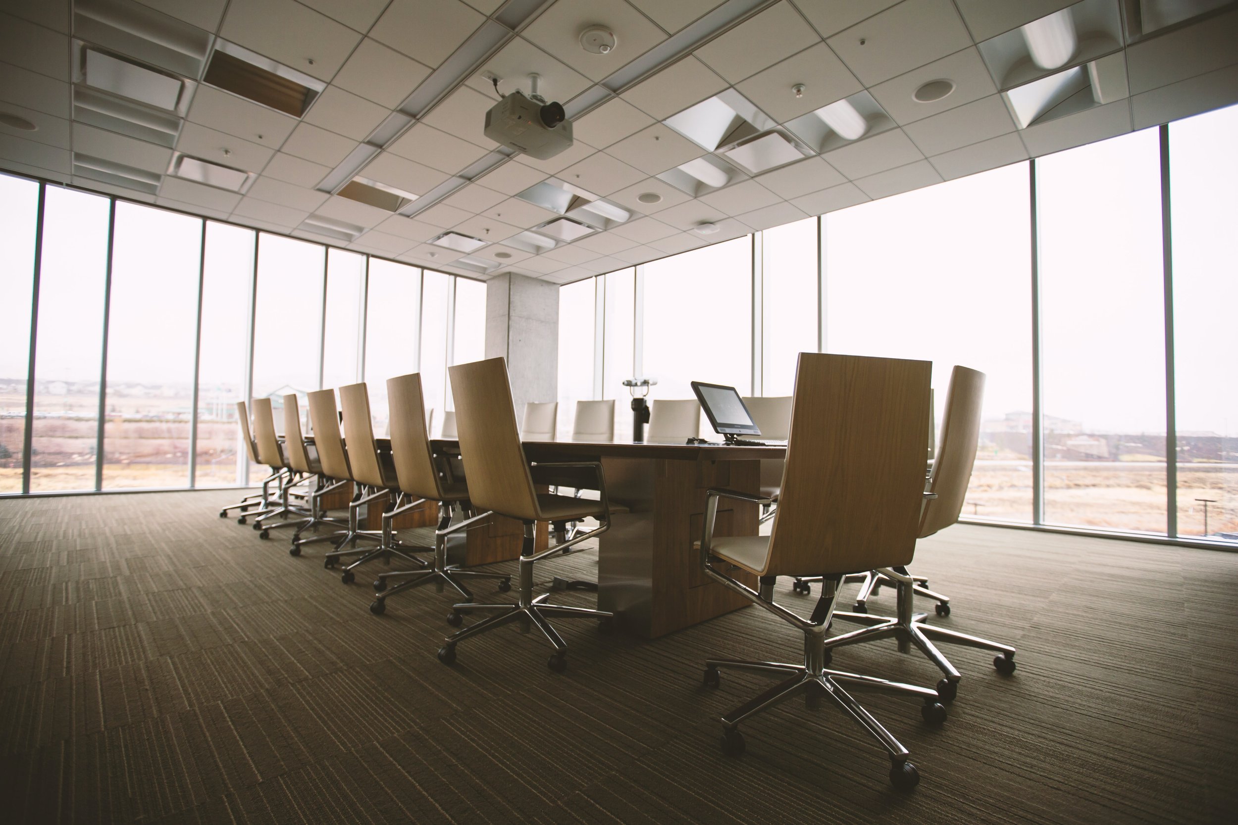 Ep. 13: Who does What ? Where? And Why? Who tells whom what to do? - Aligning the "Division of Labour" with your organisation’s purpose, strategy and financial goals