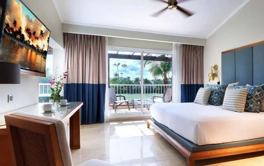 Grand Palladium Punta Cana Resort & Spa suite.jpg