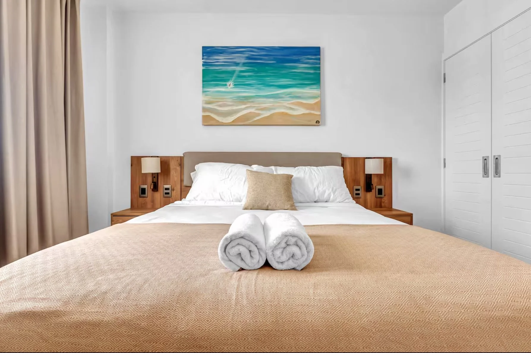 Beach Penthouse Guest Bedroom 2.jpeg