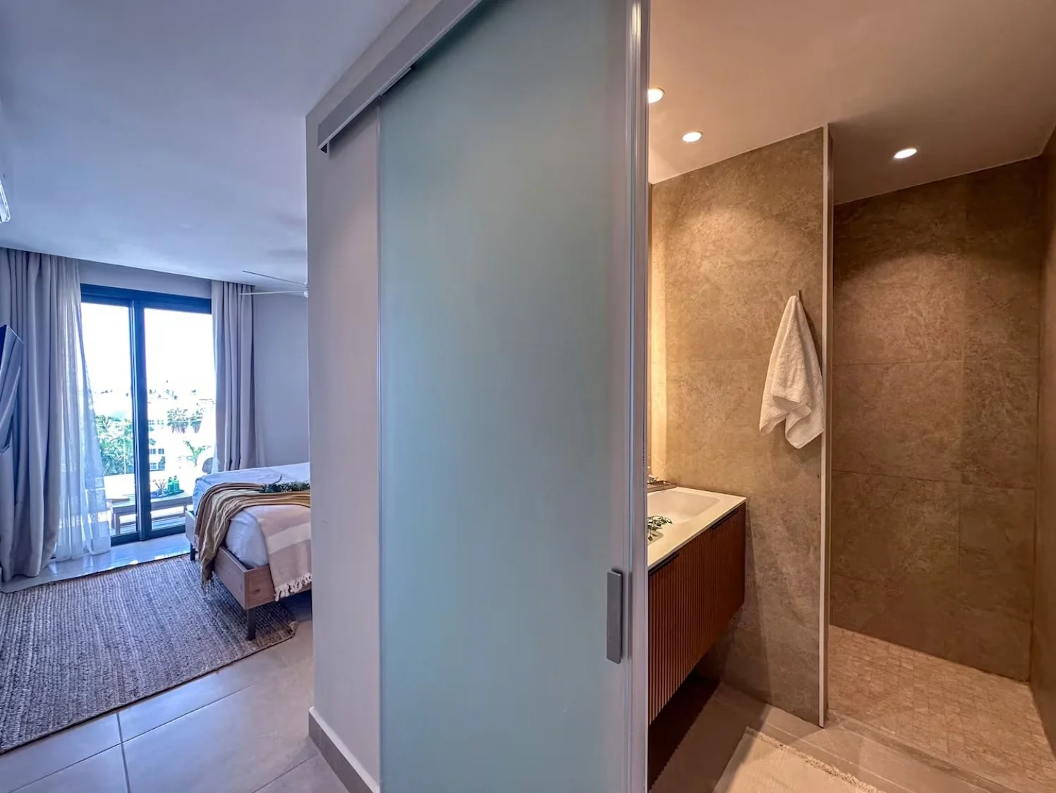 Cana Life Luxury Sky Palace – Private Rooftop Picuzzi Penthouse w Ocean Views (21).jpeg